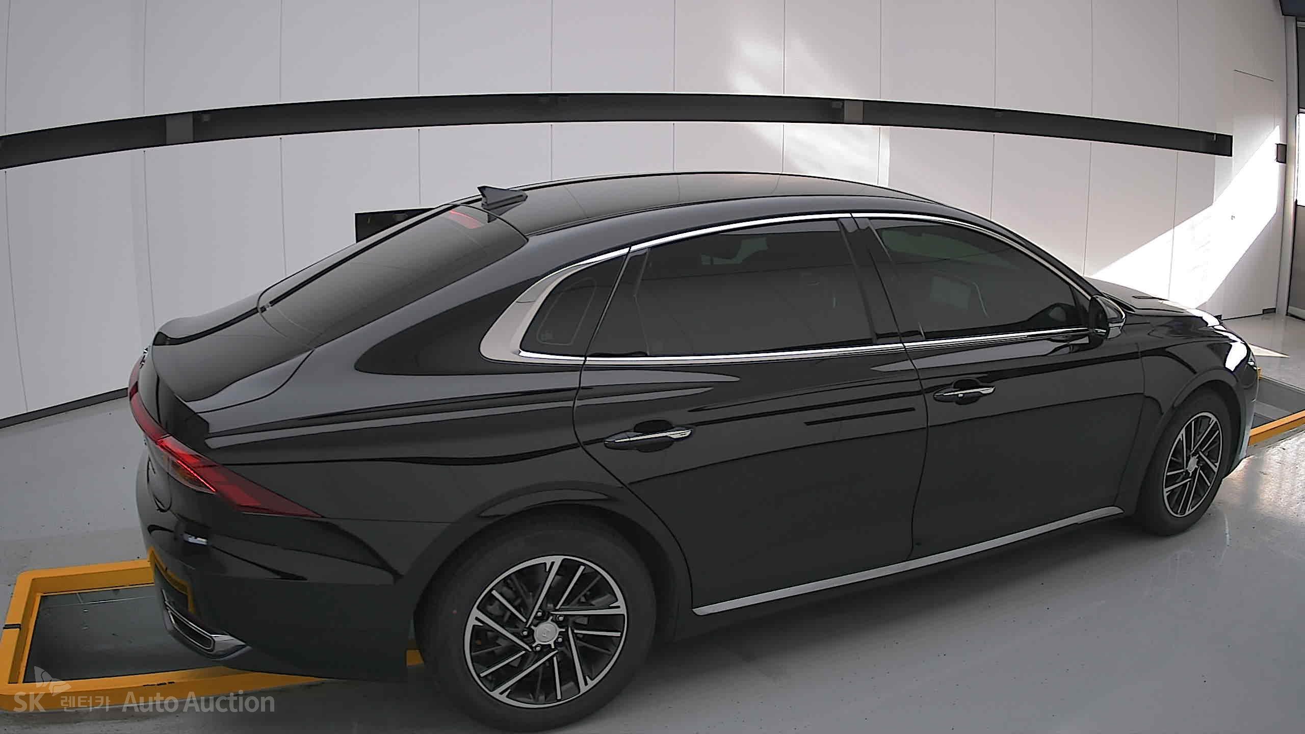 2020 - hyundai grandeur