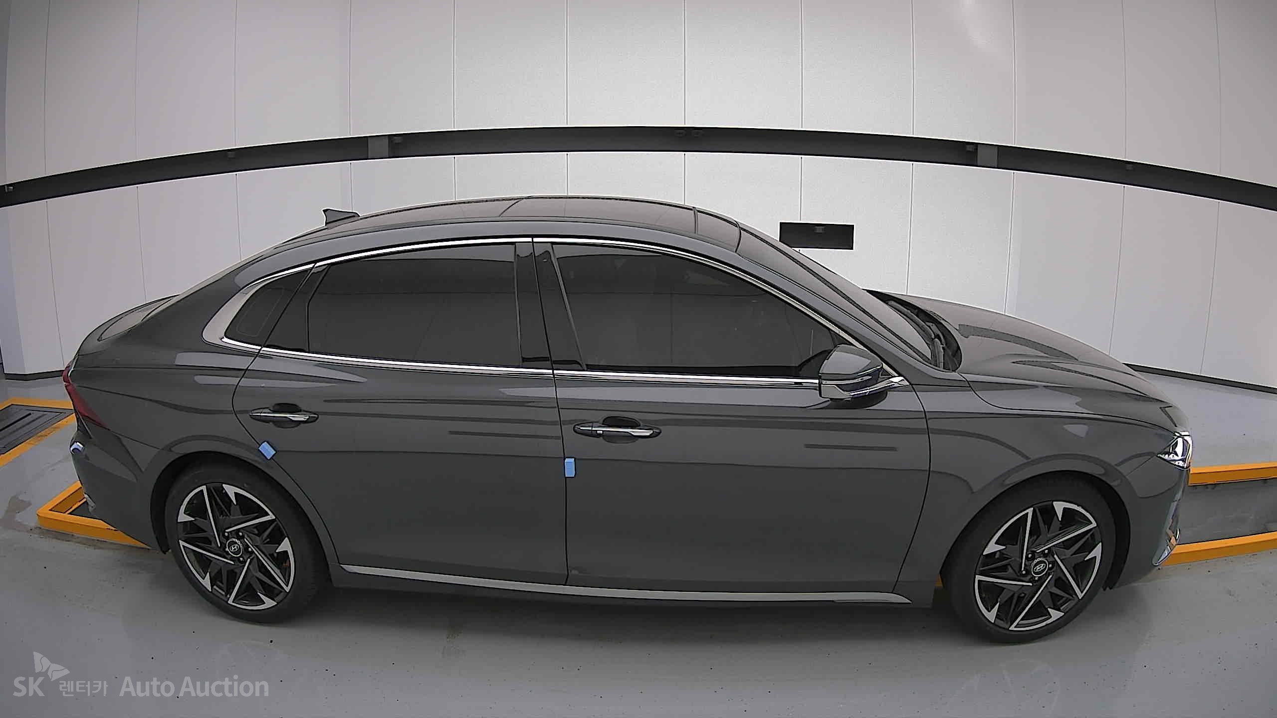 2022 - hyundai grandeur
