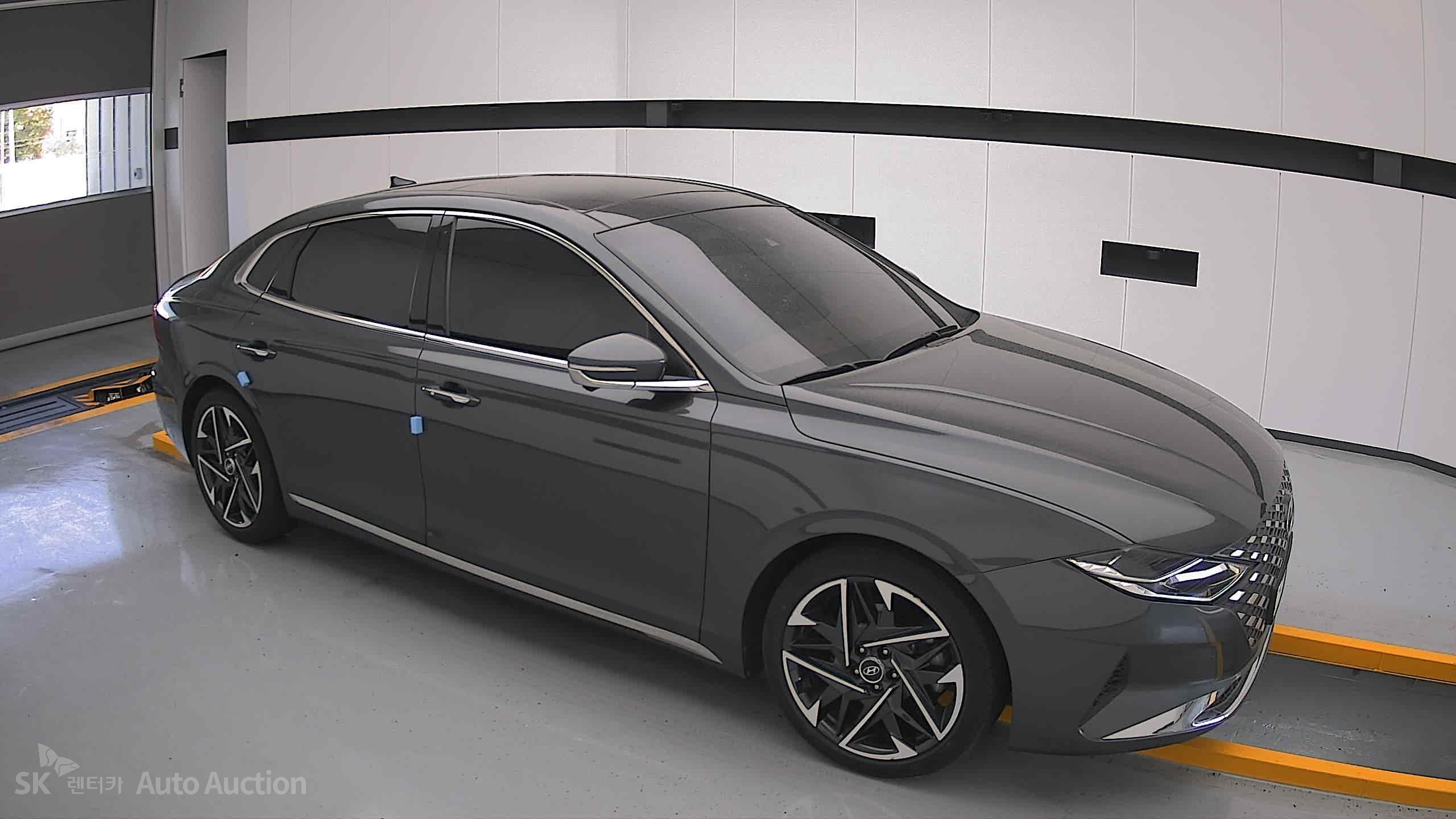 2022 - hyundai grandeur