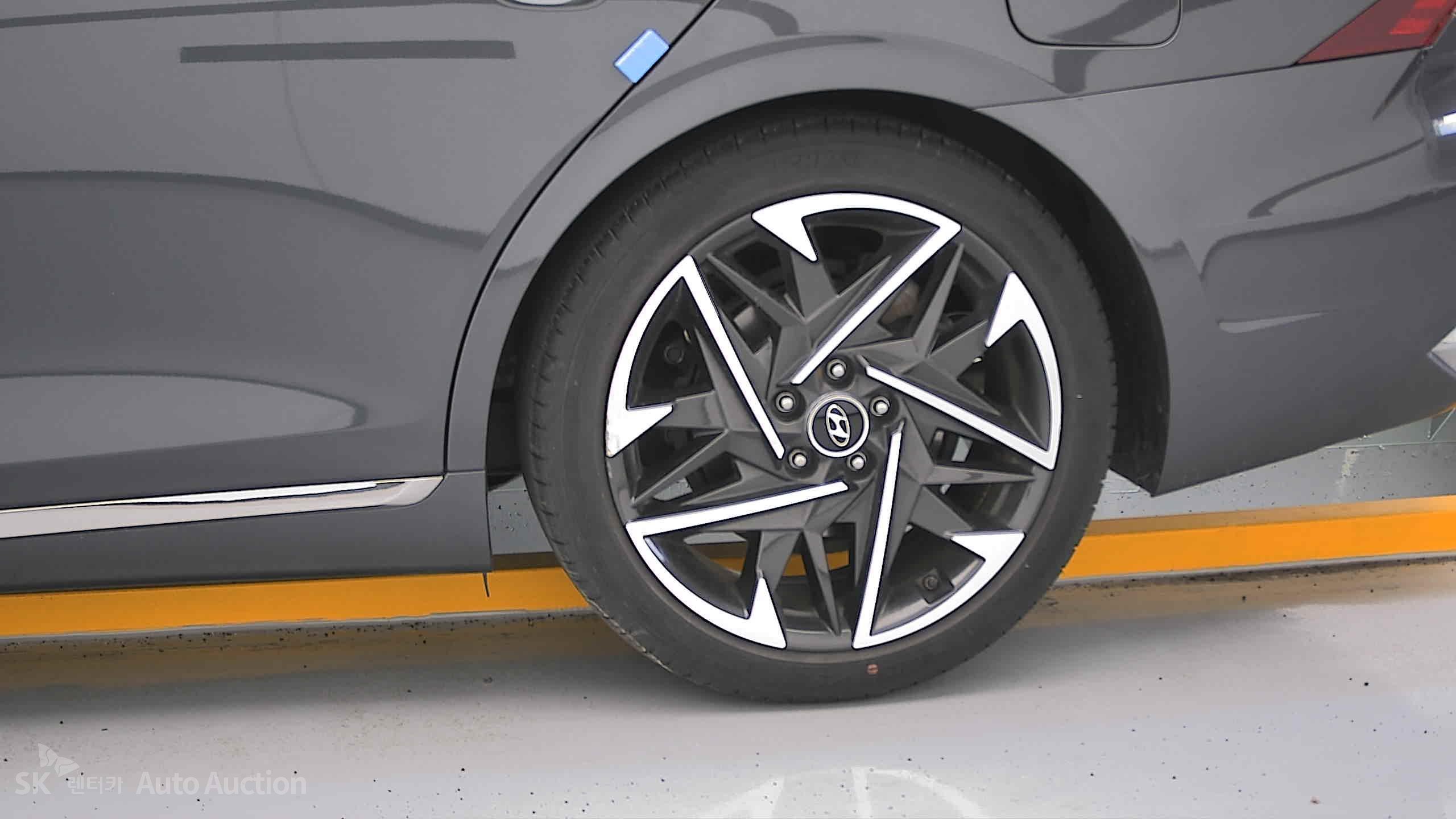 2022 - hyundai grandeur