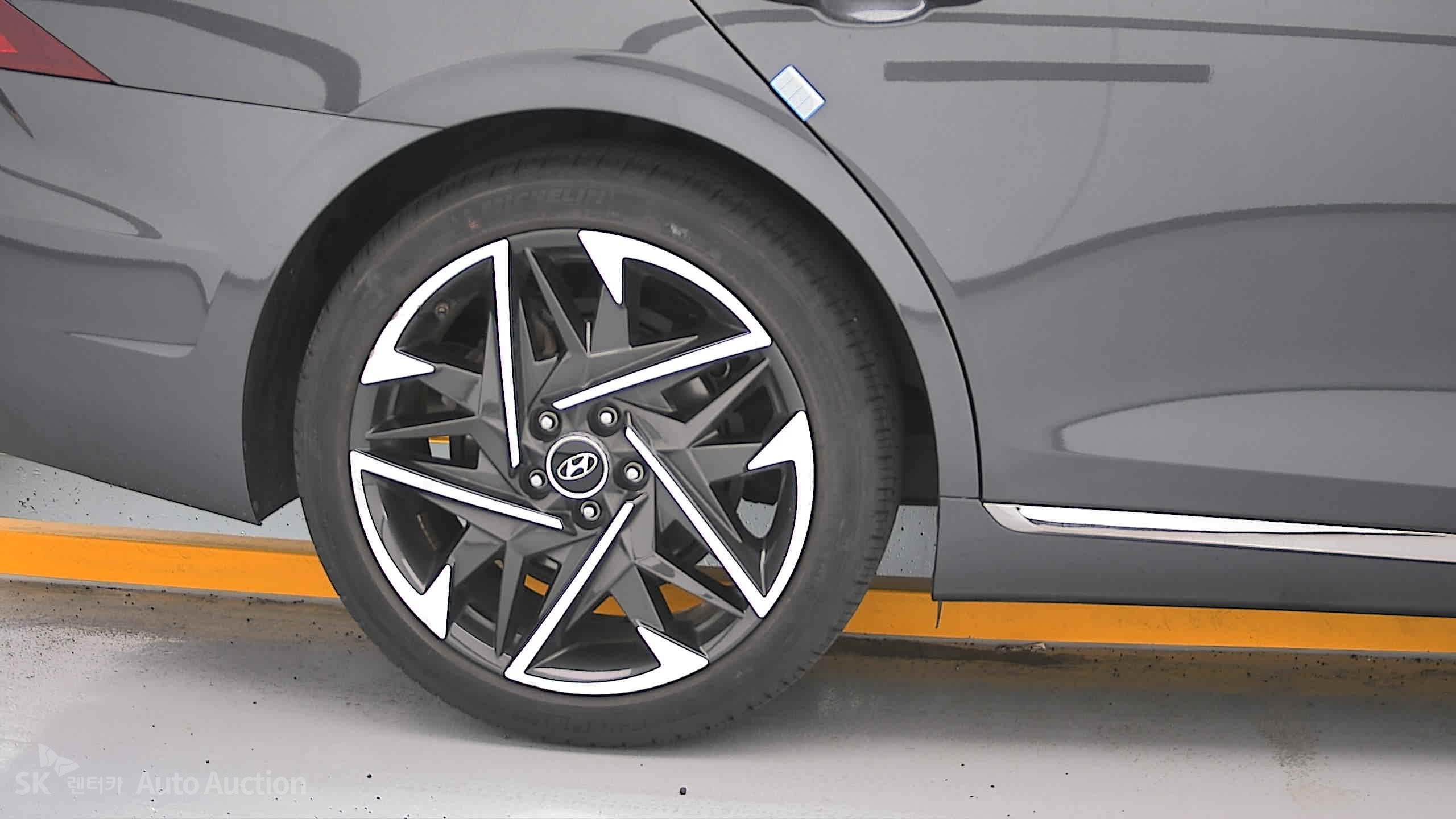 2022 - hyundai grandeur