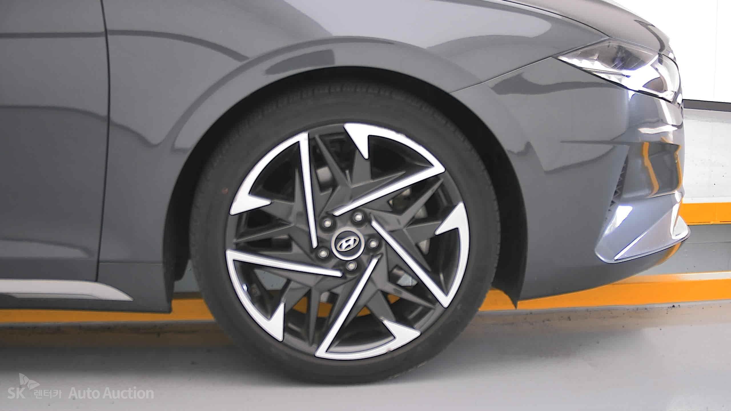 2022 - hyundai grandeur