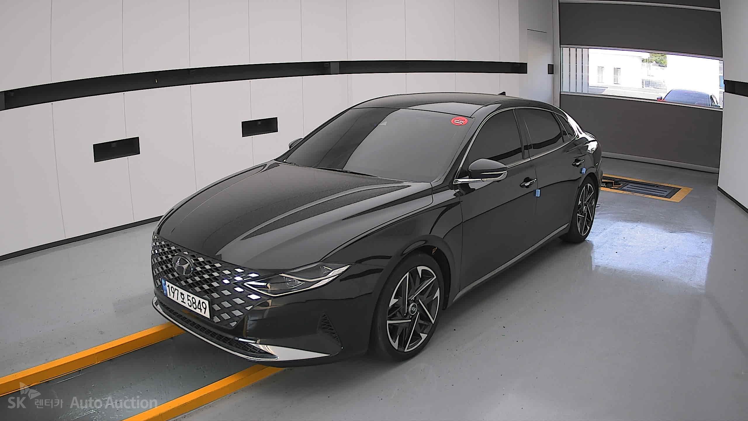 2022 - hyundai grandeur