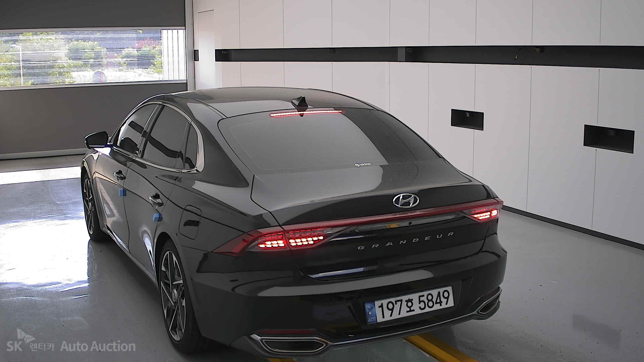 2022 - hyundai grandeur