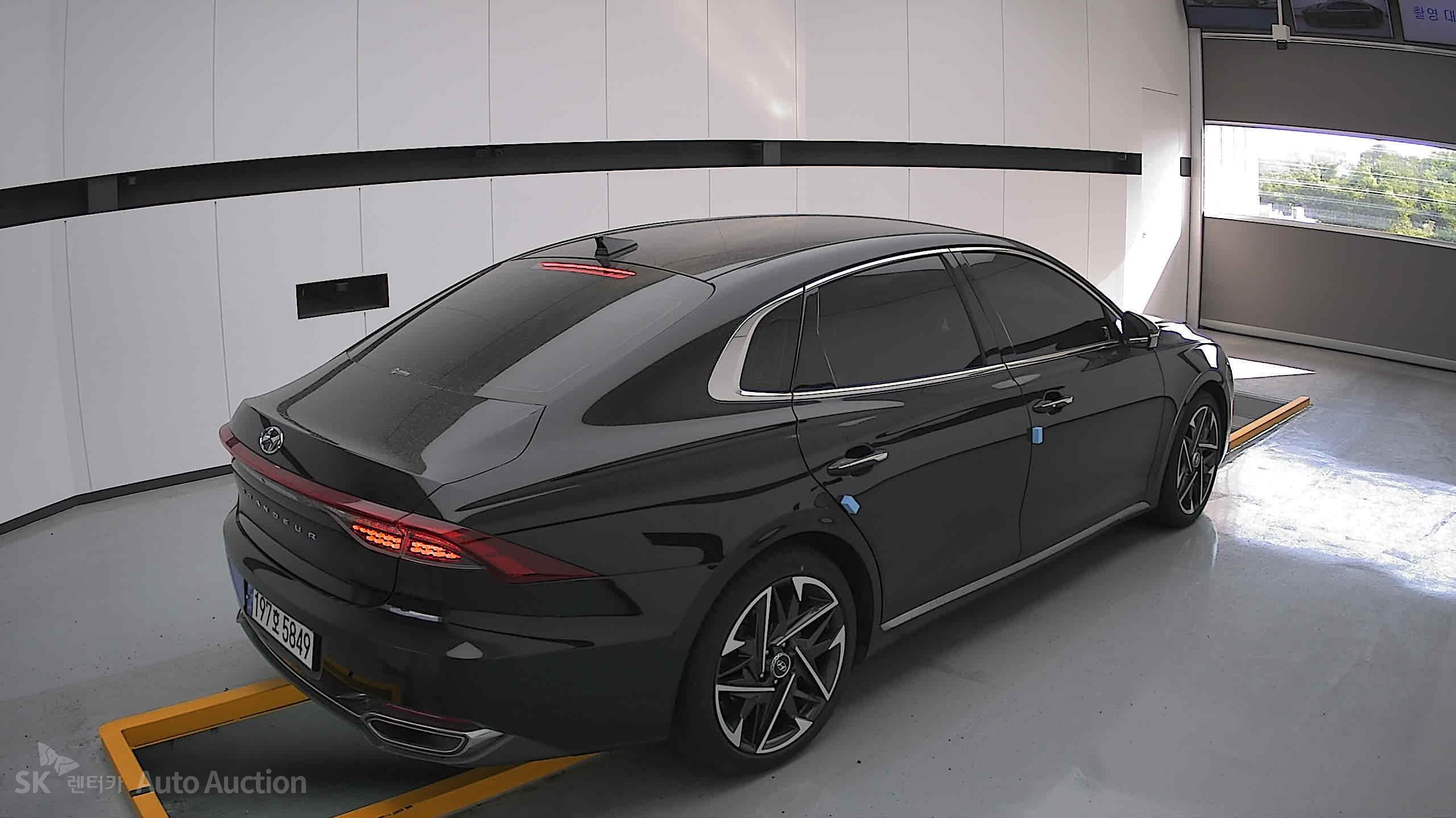 2022 - hyundai grandeur