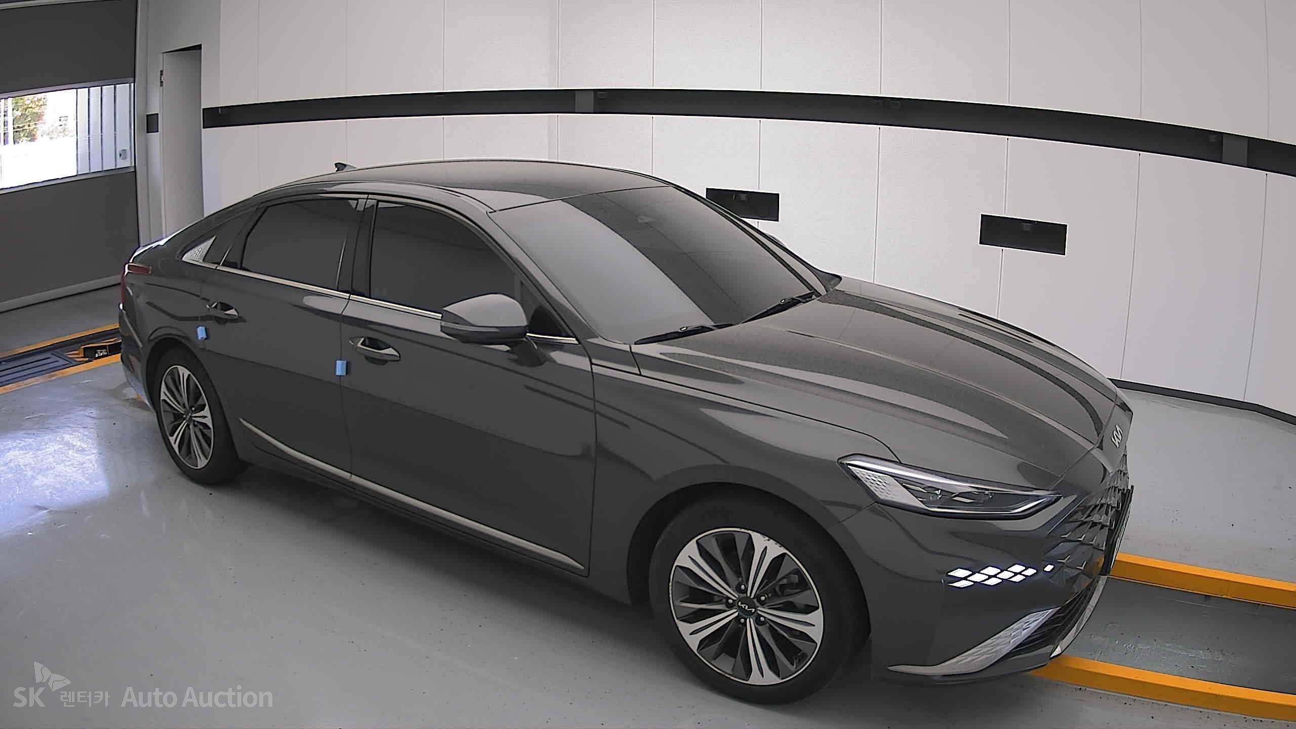 2023 - kia k8