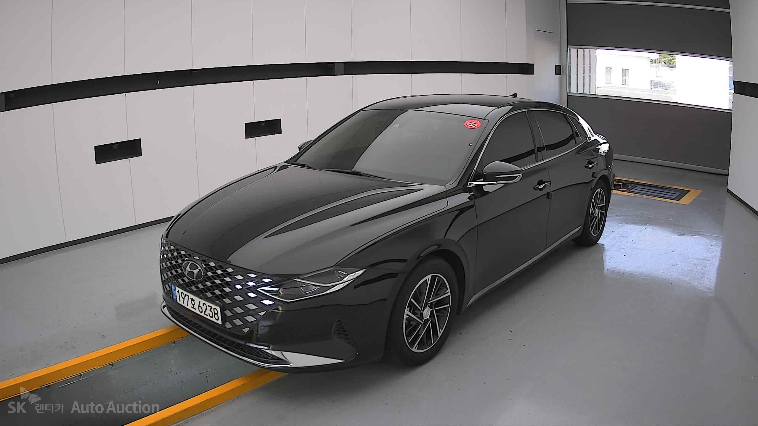 2022 - hyundai grandeur