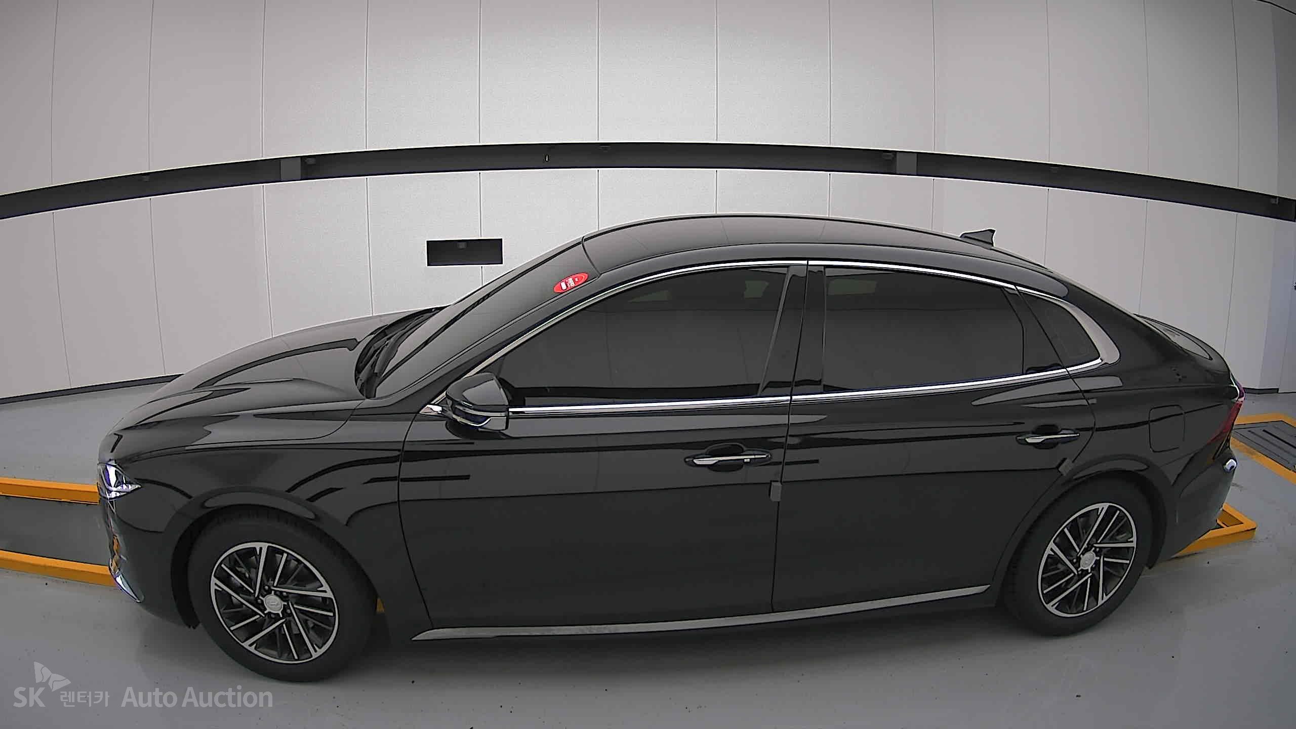2022 - hyundai grandeur