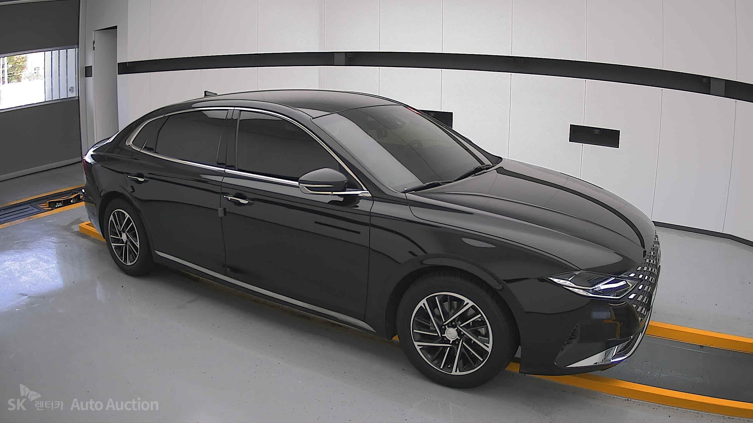 2022 - hyundai grandeur