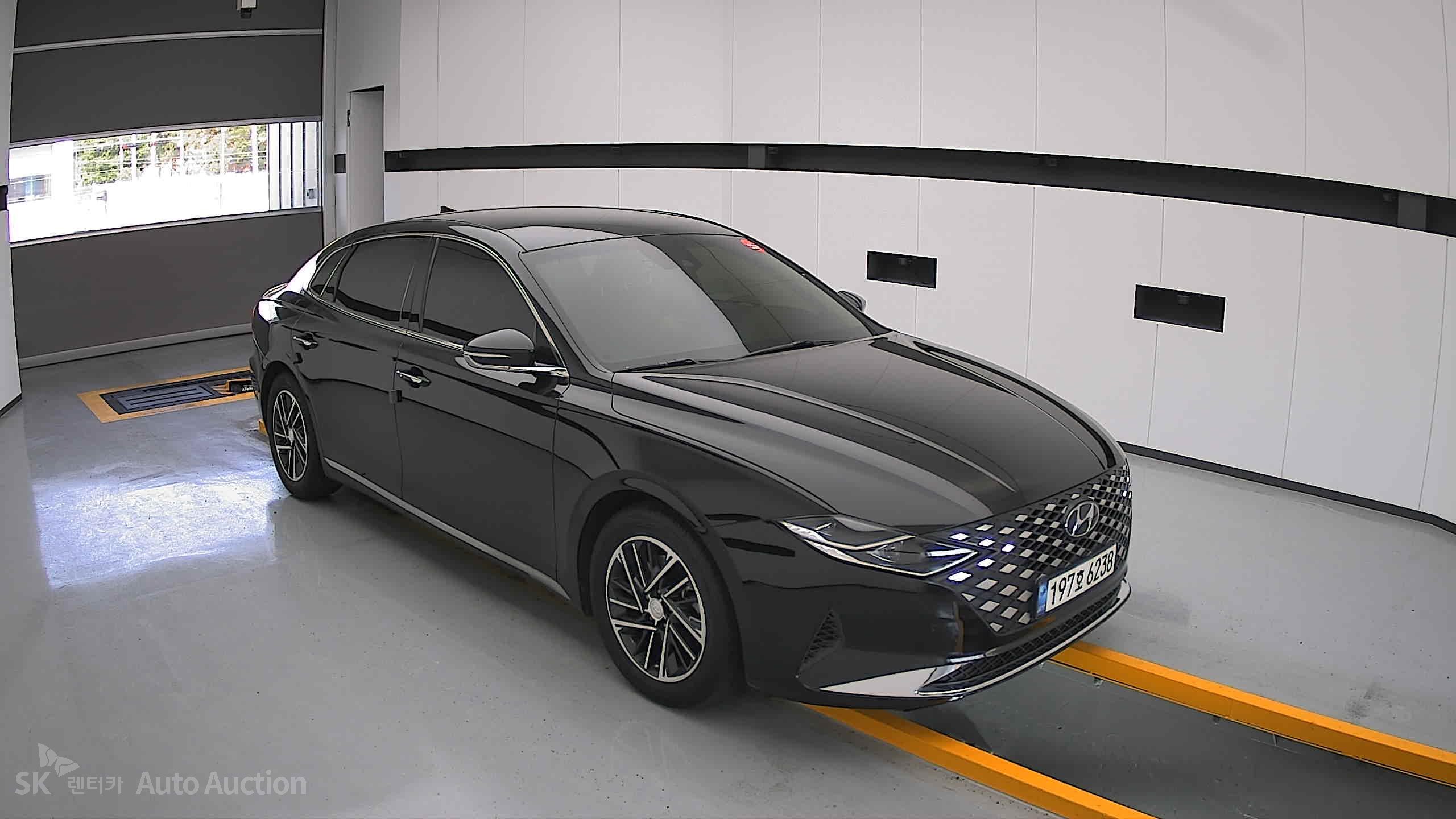 2022 - hyundai grandeur