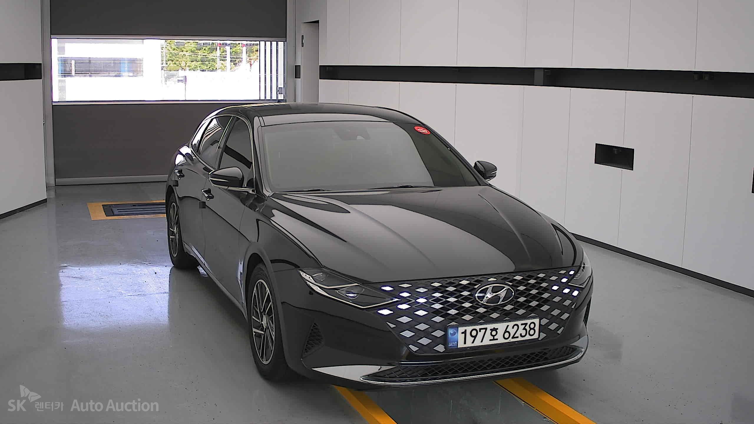 2022 - hyundai grandeur