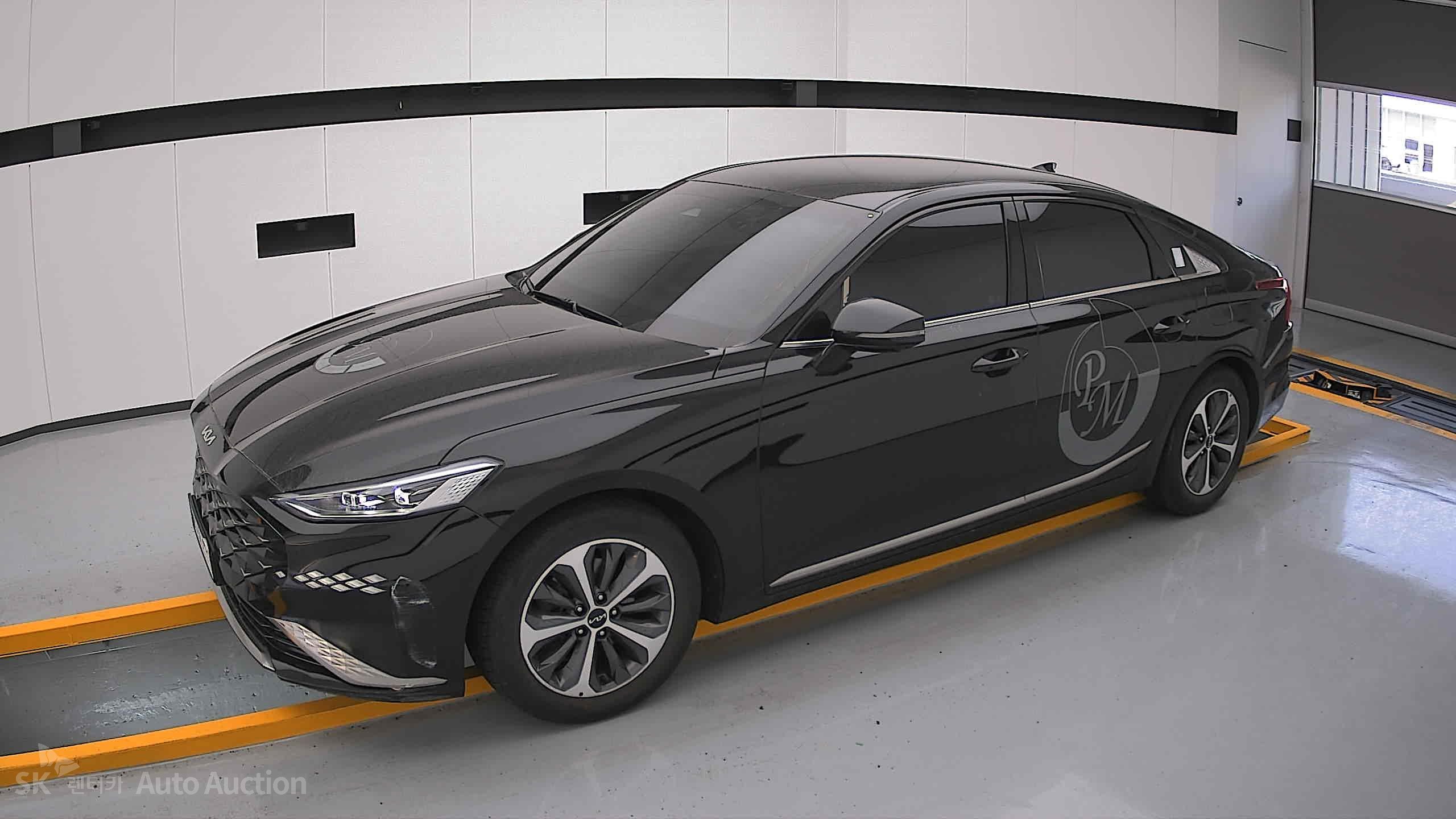2022 - kia k8
