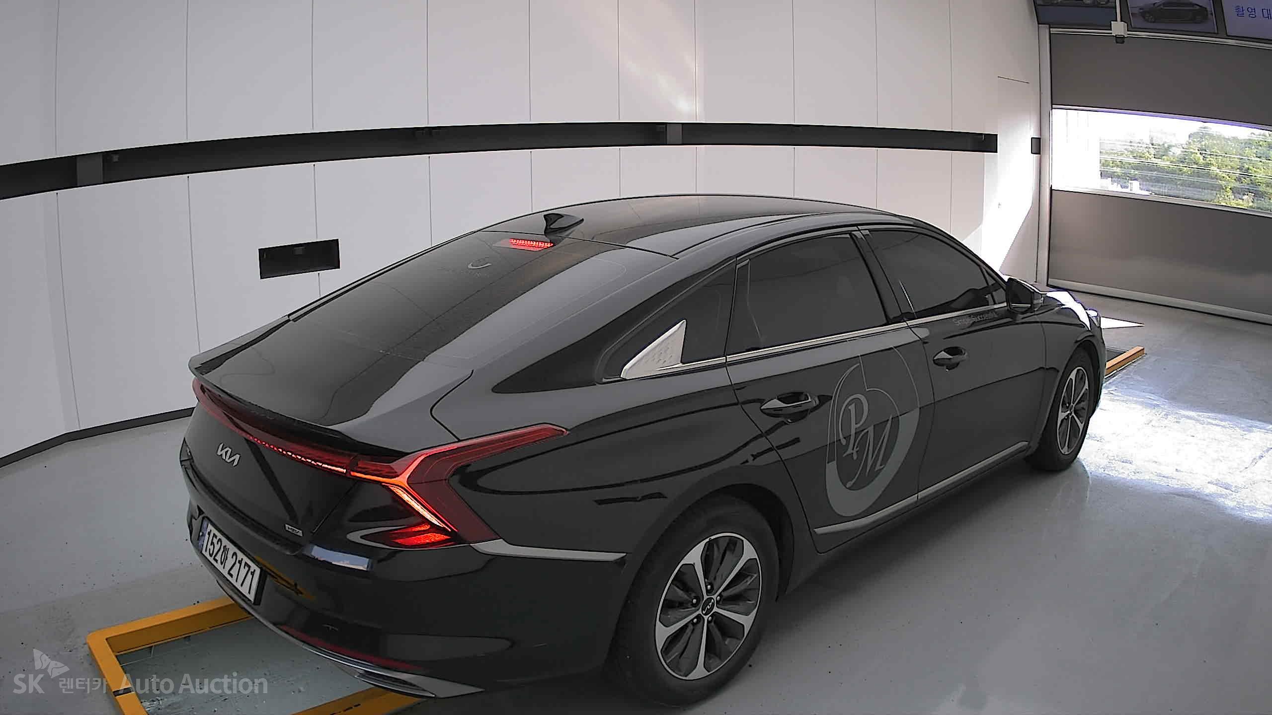 2022 - kia k8