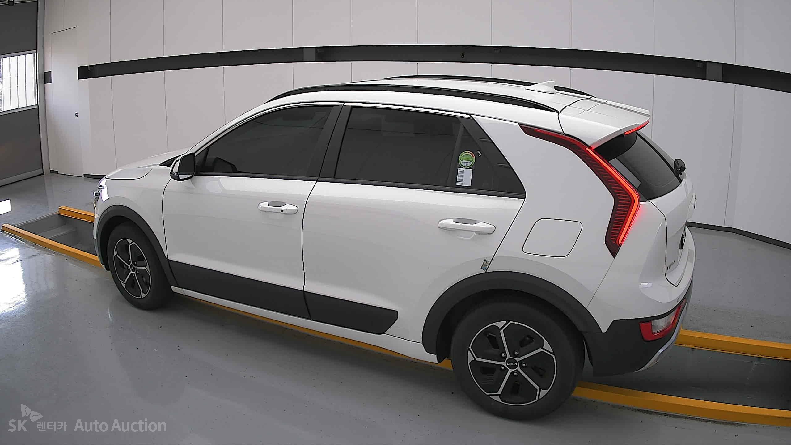 2022 - kia all-new niro