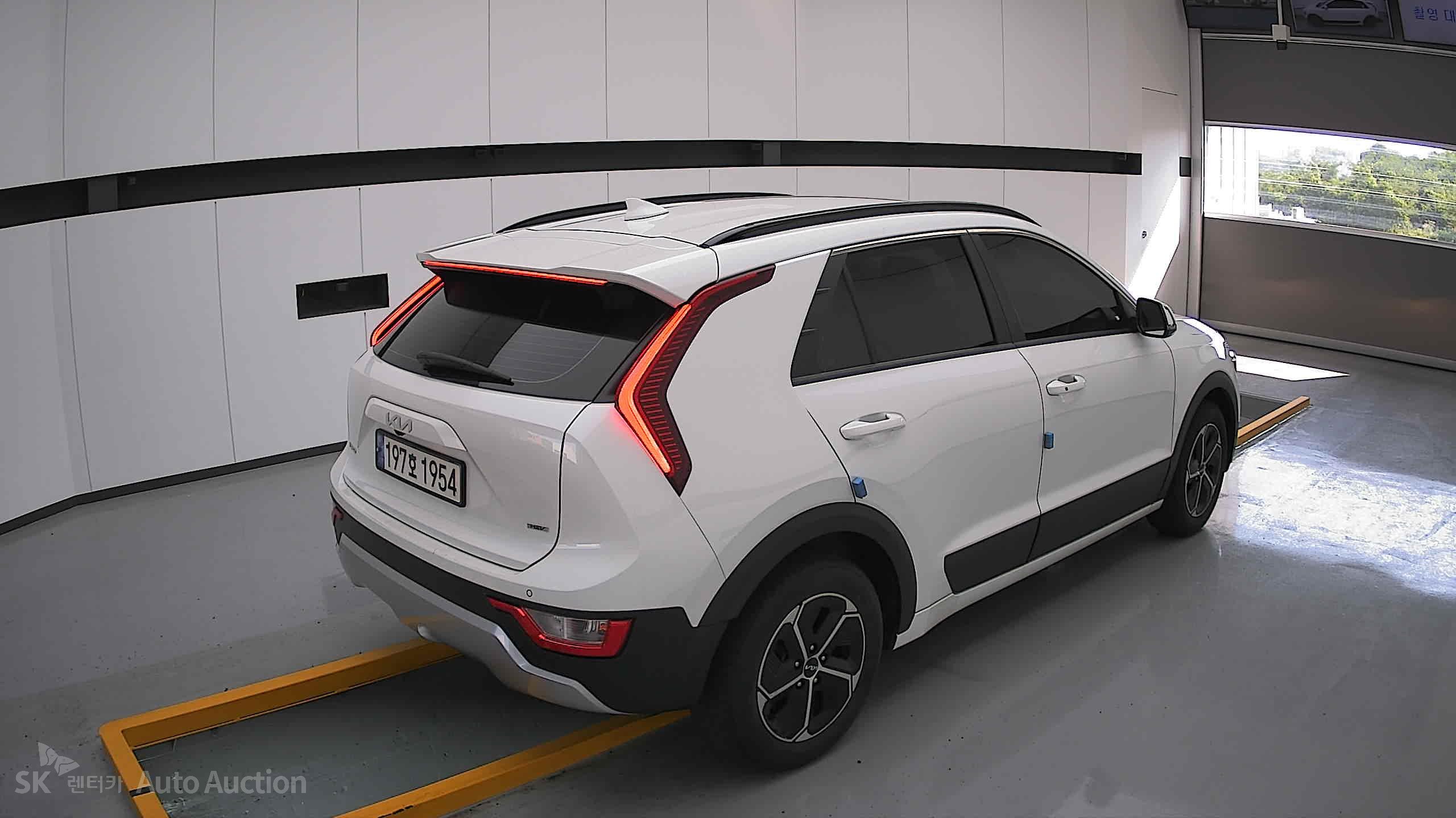 2022 - kia all-new niro
