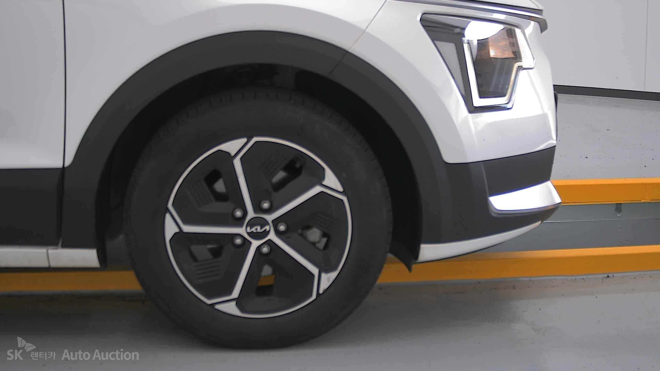 2022 - kia all-new niro