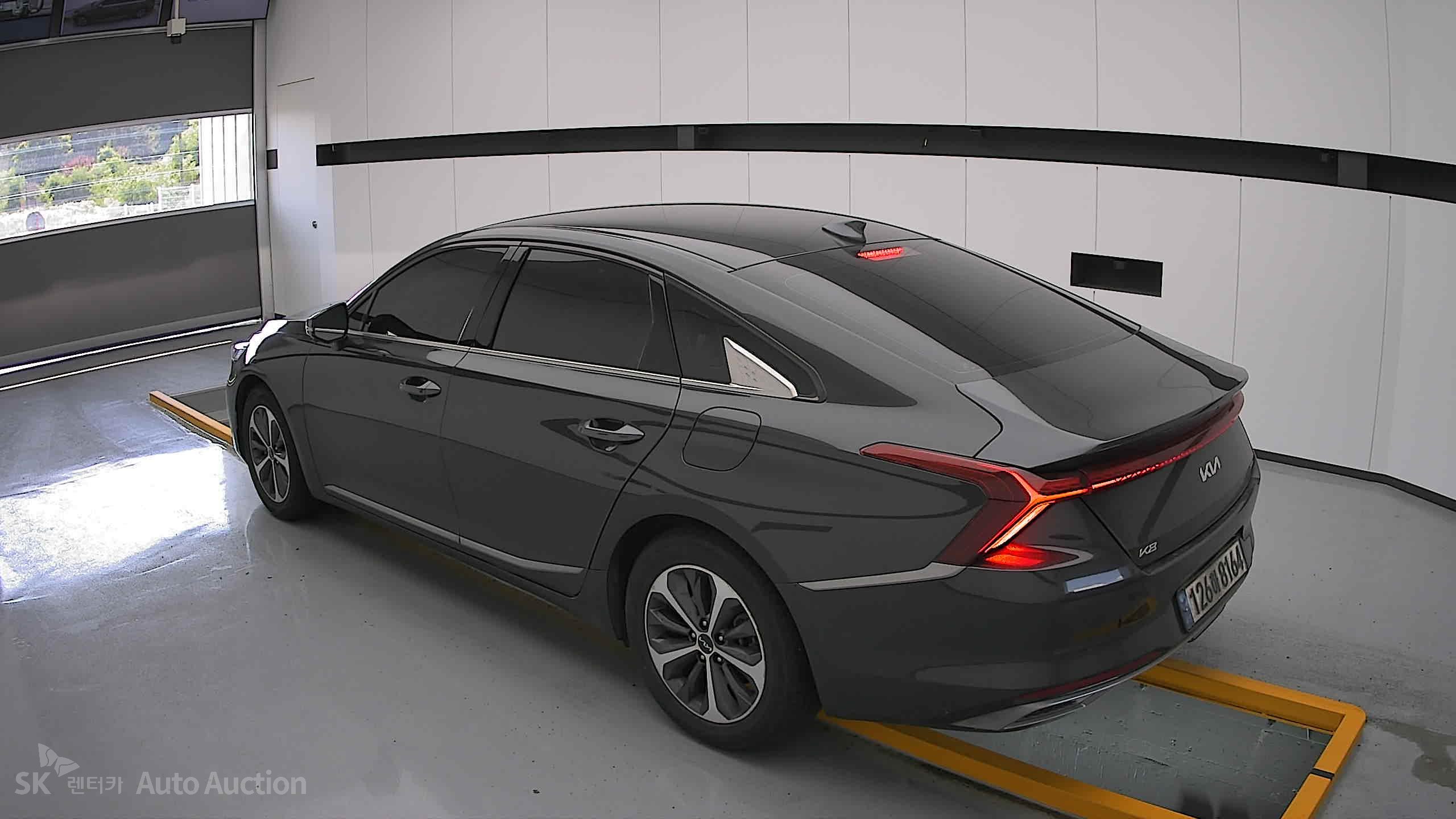 2023 - kia k8