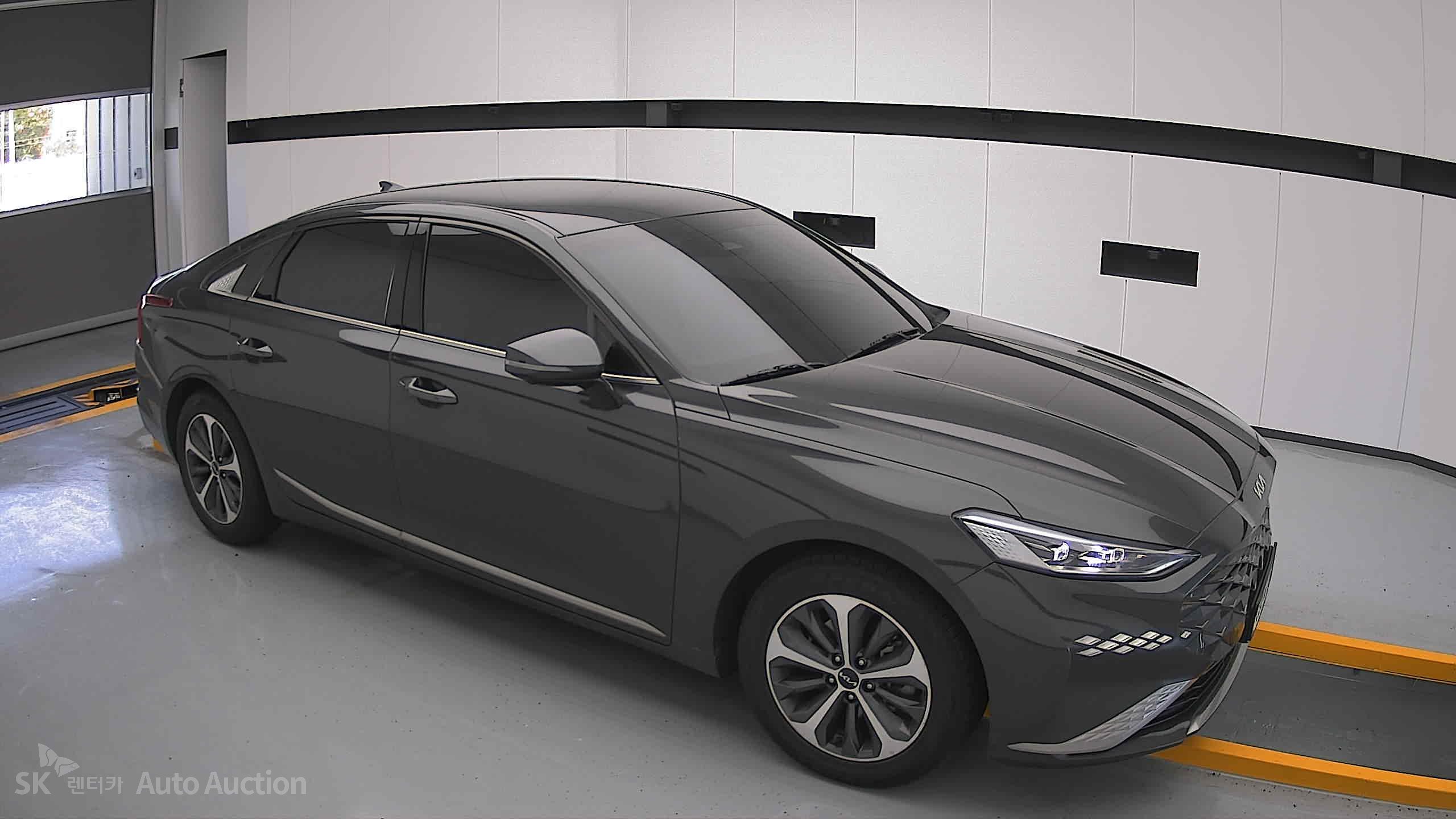 2023 - kia k8