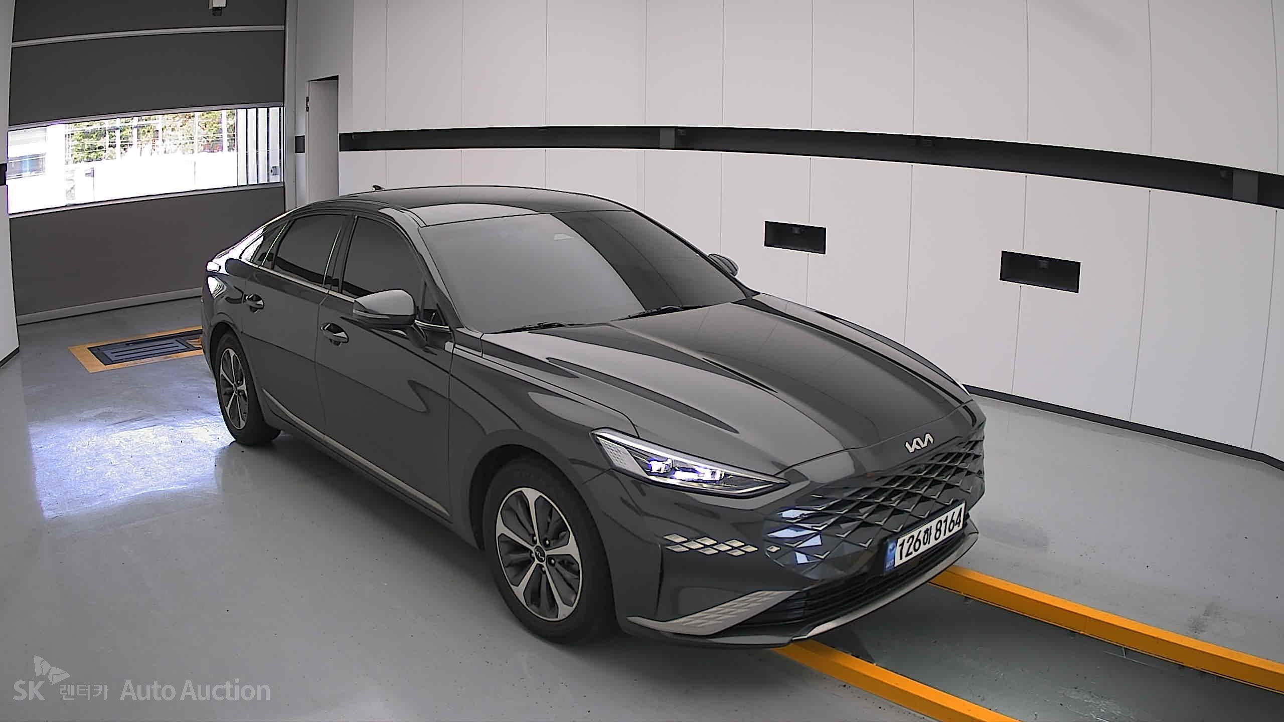 2023 - kia k8