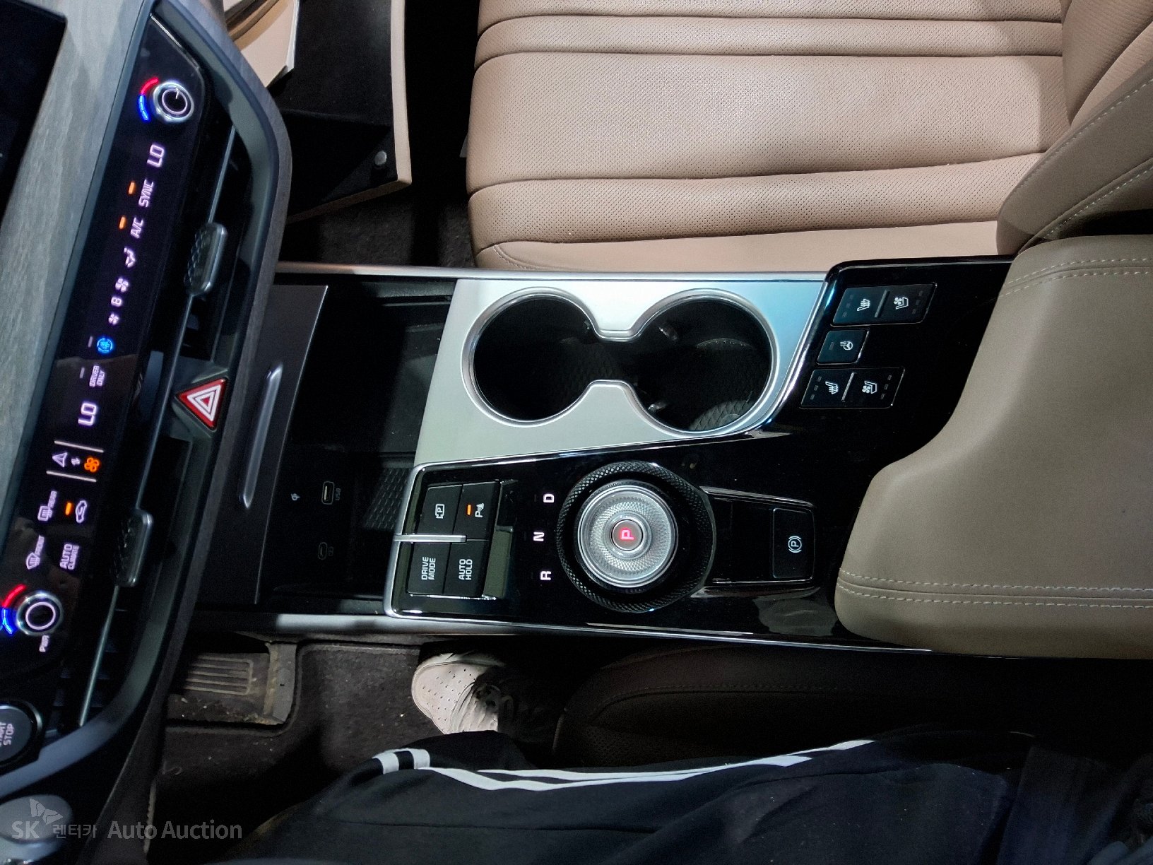 2023 - kia k8