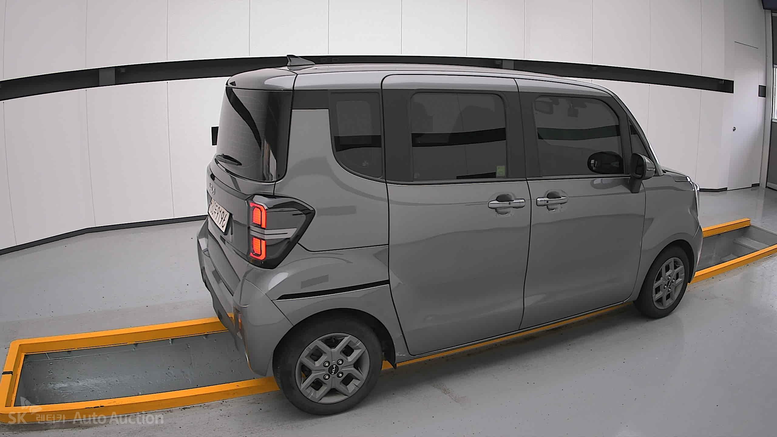 2023 - kia ray