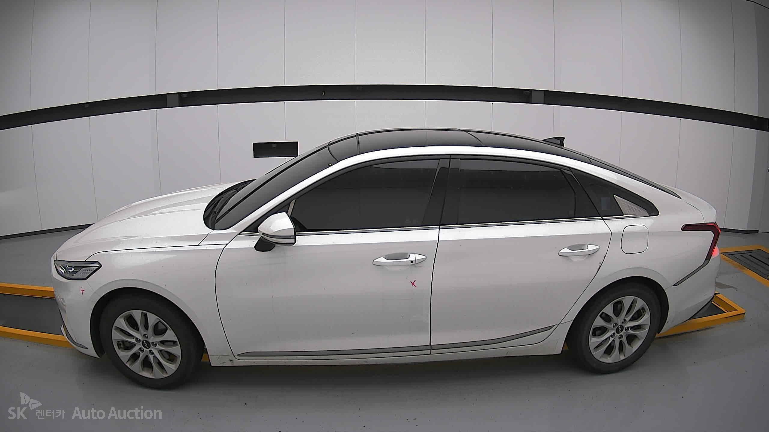 2022 - kia k8