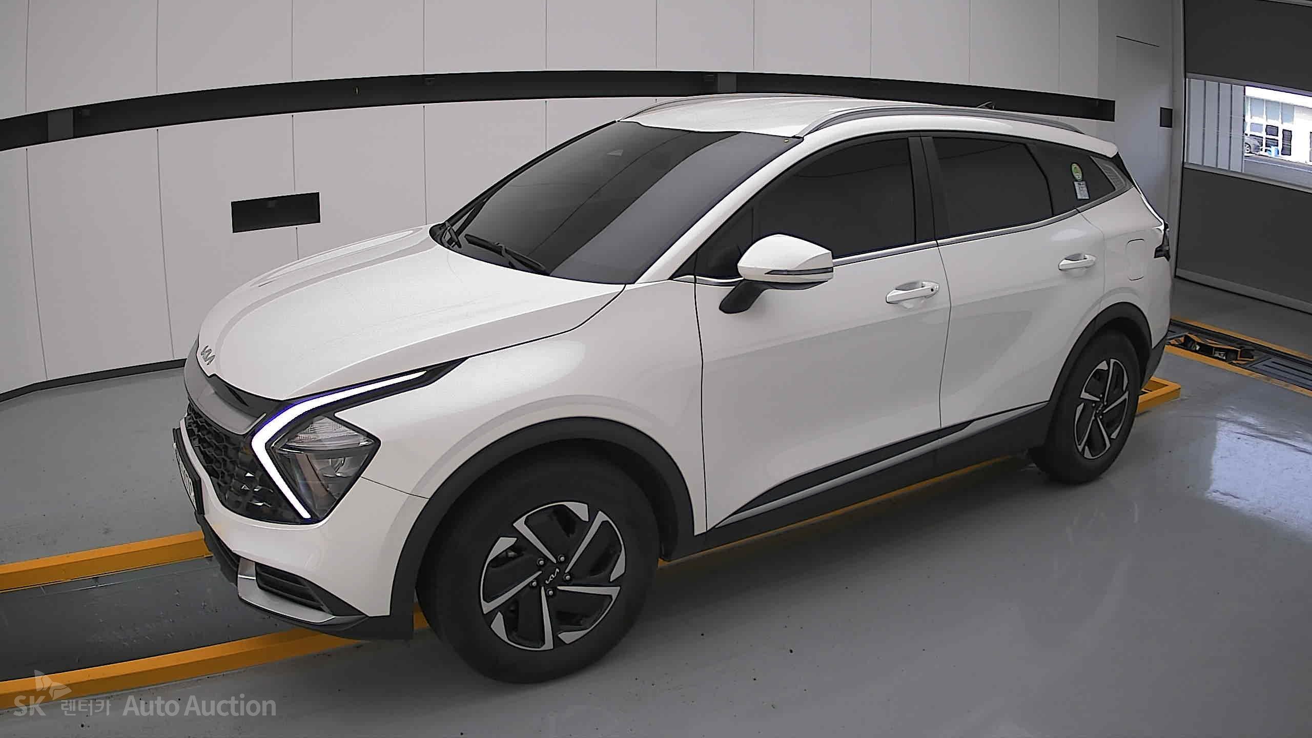 2023 - kia sportage