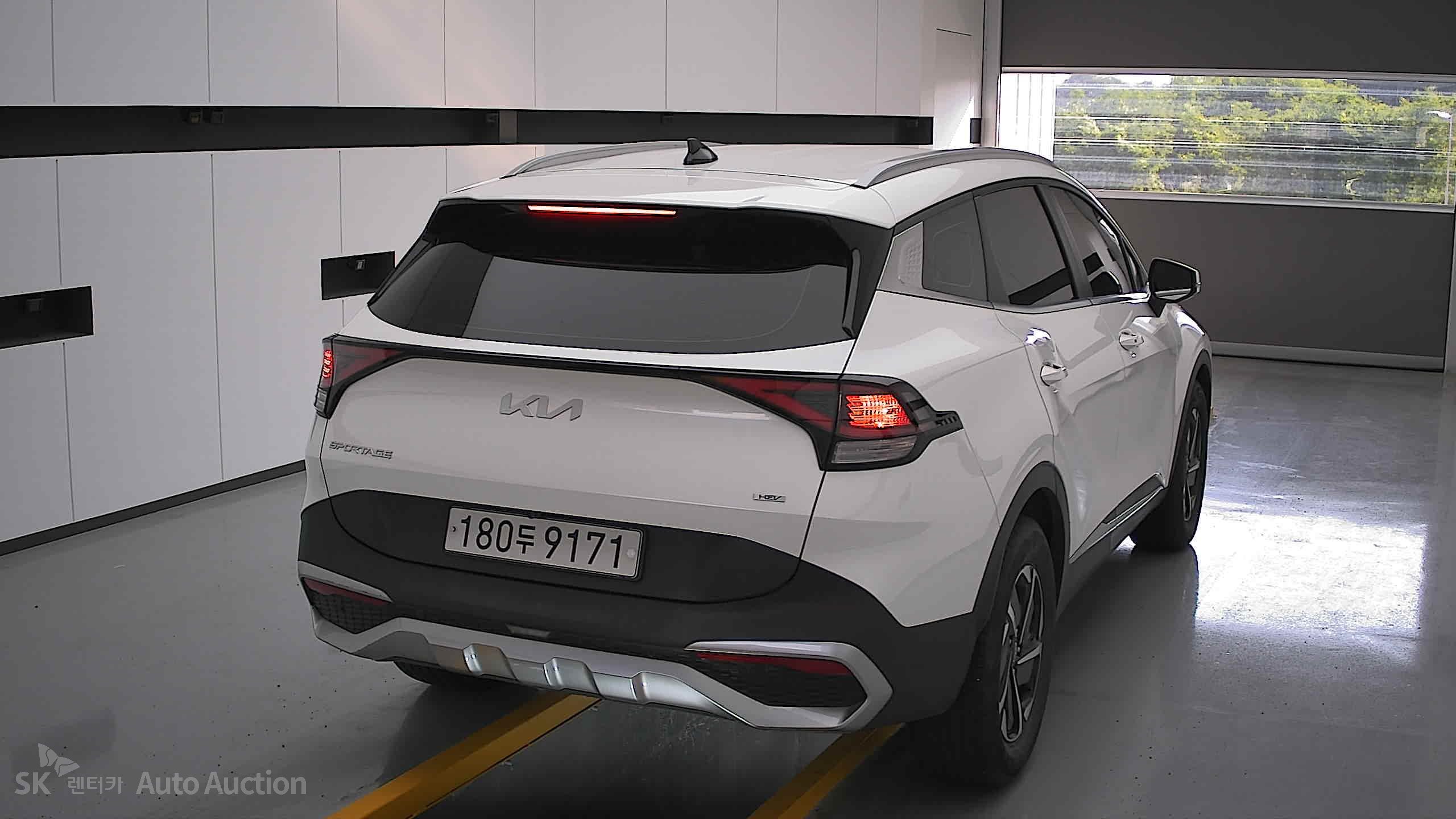 2023 - kia sportage
