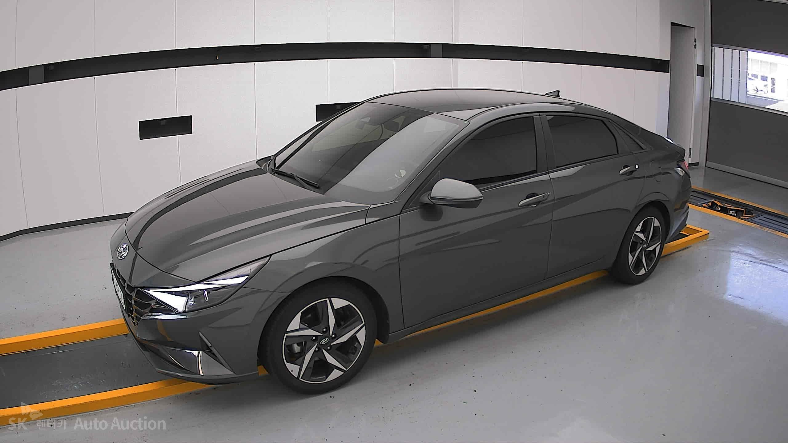 2021 - hyundai avante