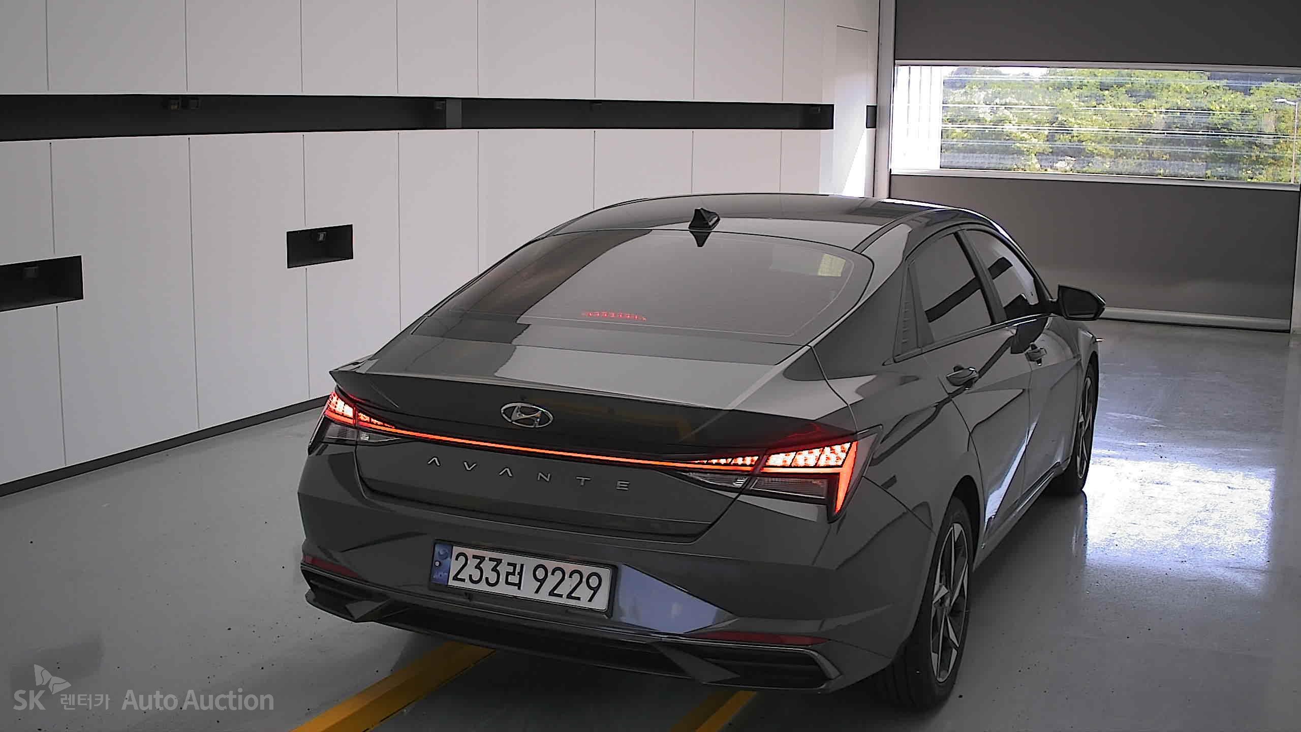 2021 - hyundai avante