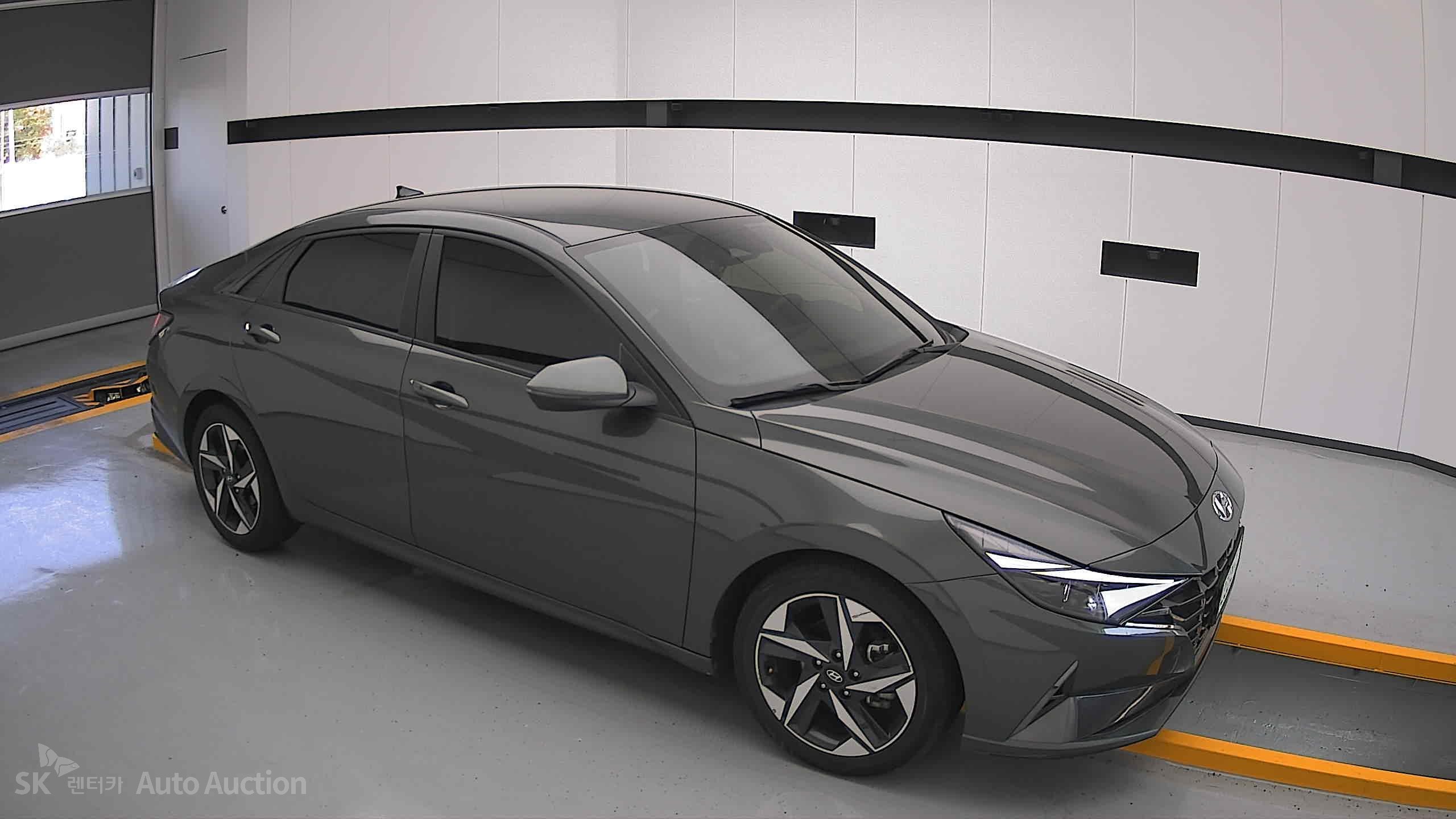 2021 - hyundai avante