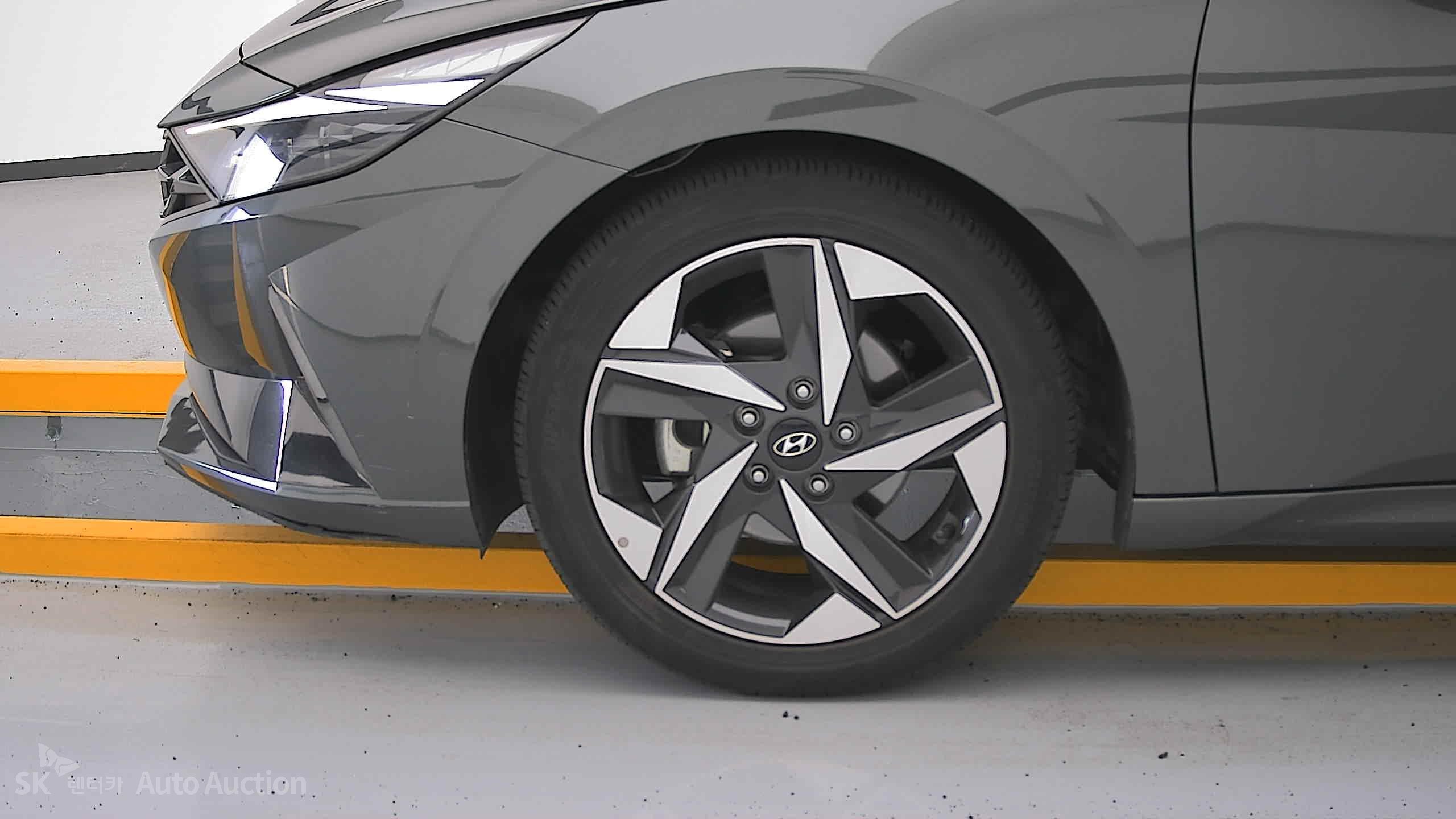 2021 - hyundai avante
