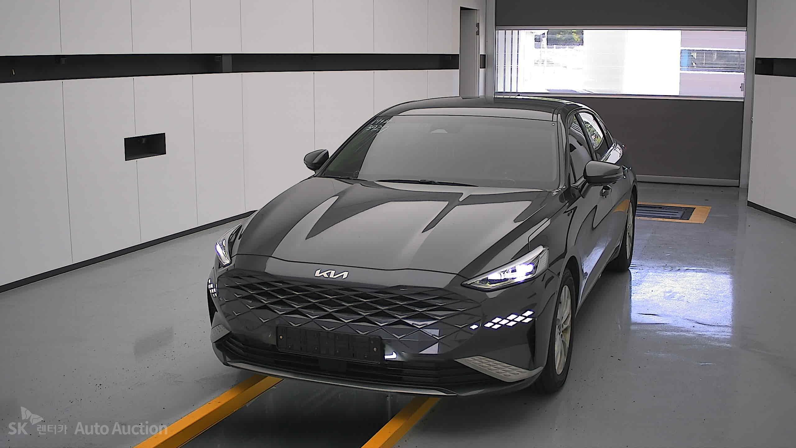 2023 - kia k8