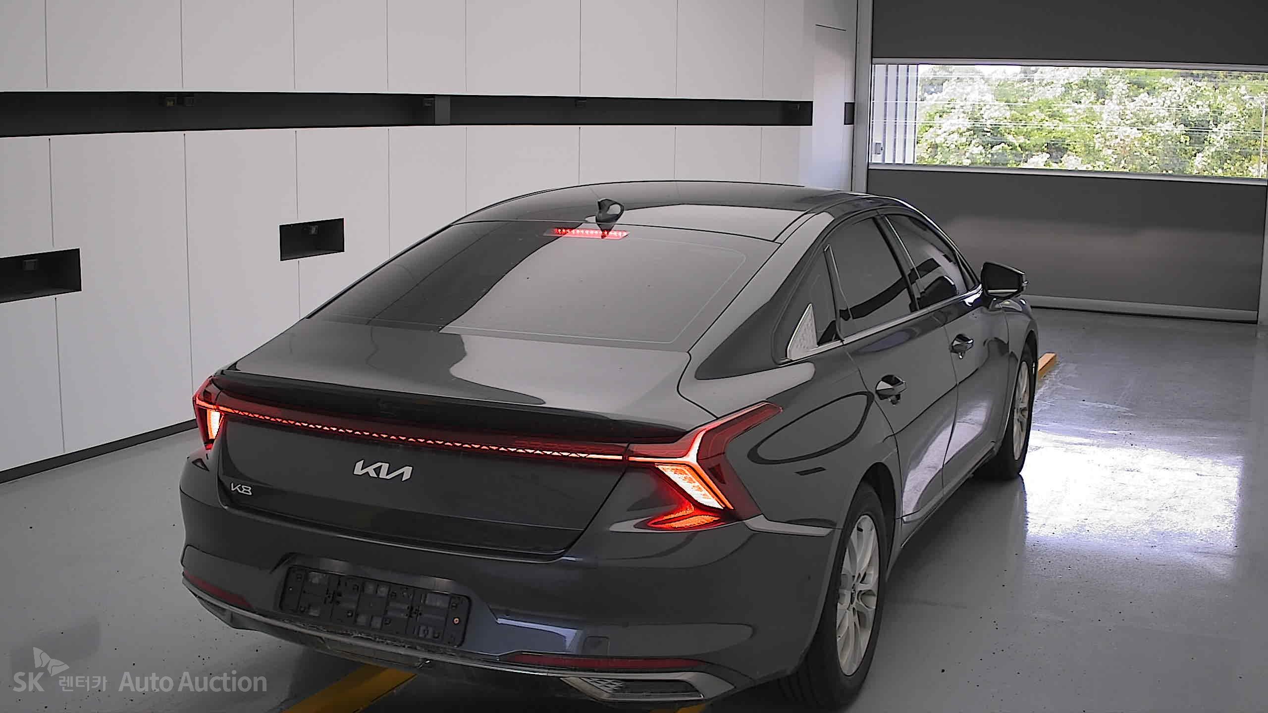 2023 - kia k8