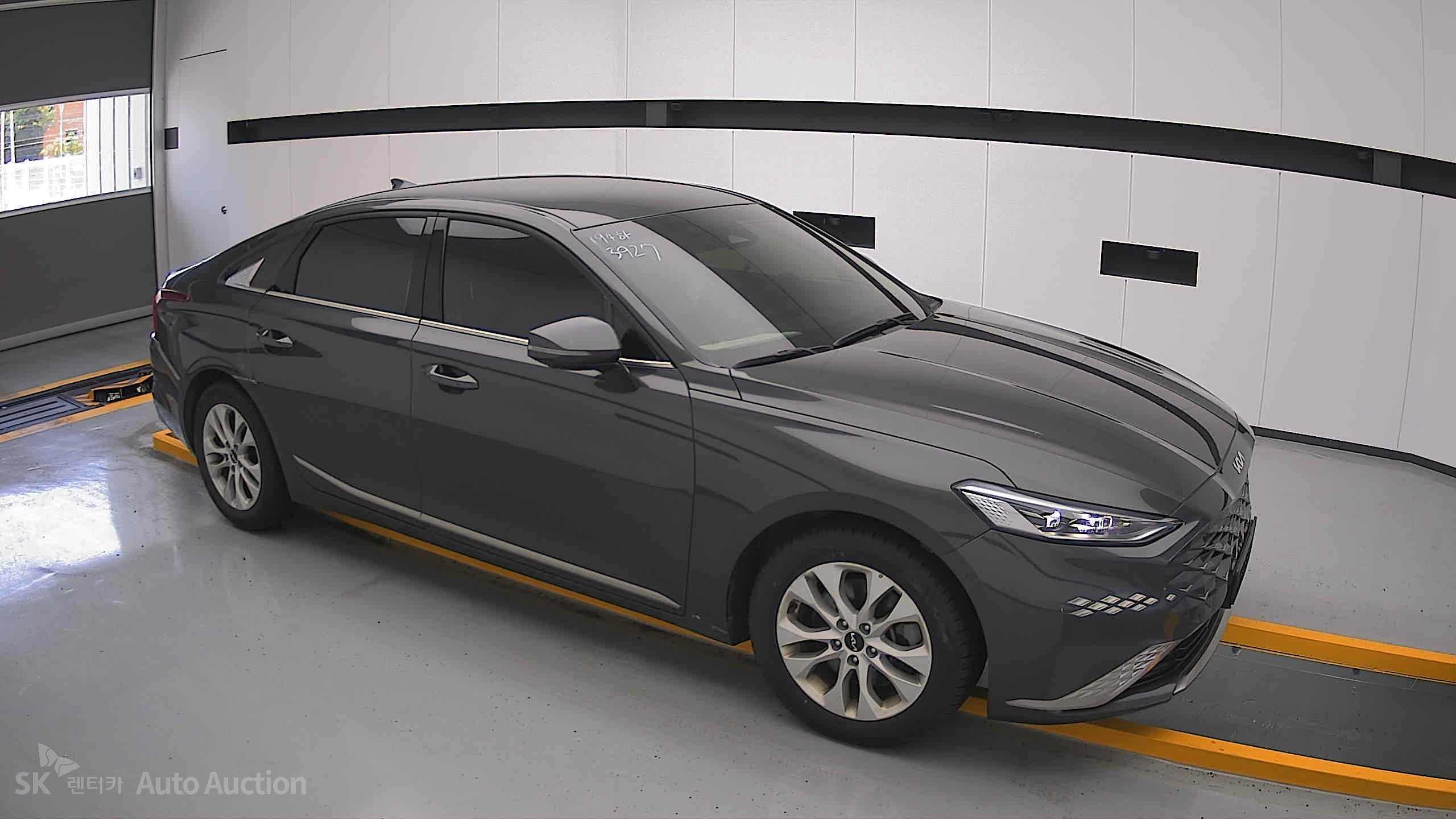2023 - kia k8
