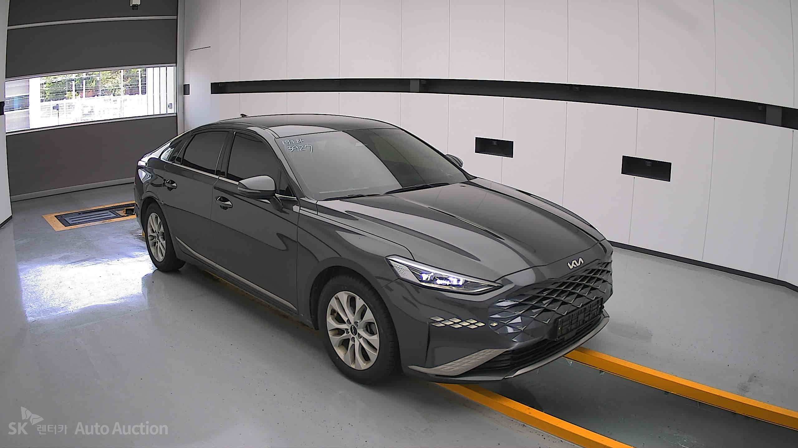 2023 - kia k8