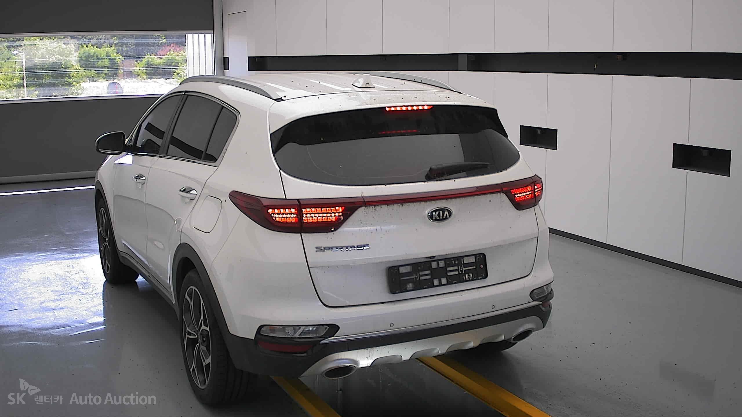 2022 - kia sportage