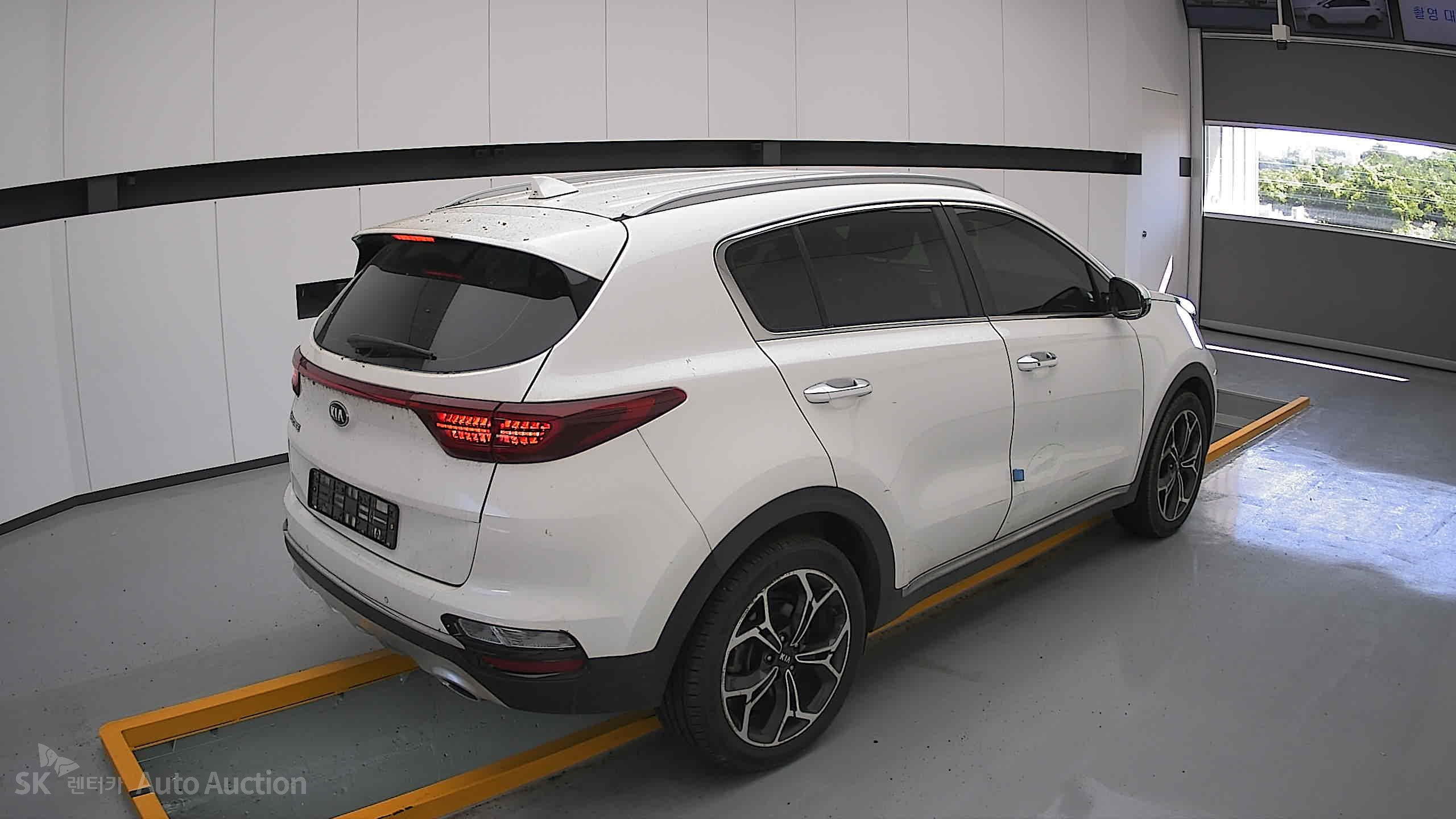 2022 - kia sportage