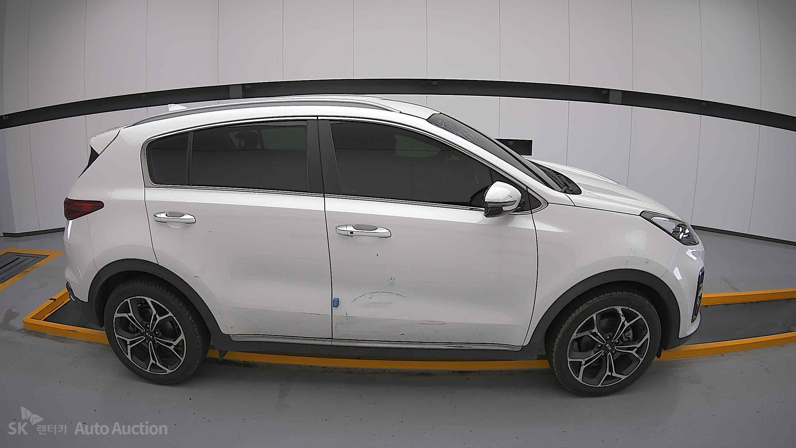2022 - kia sportage