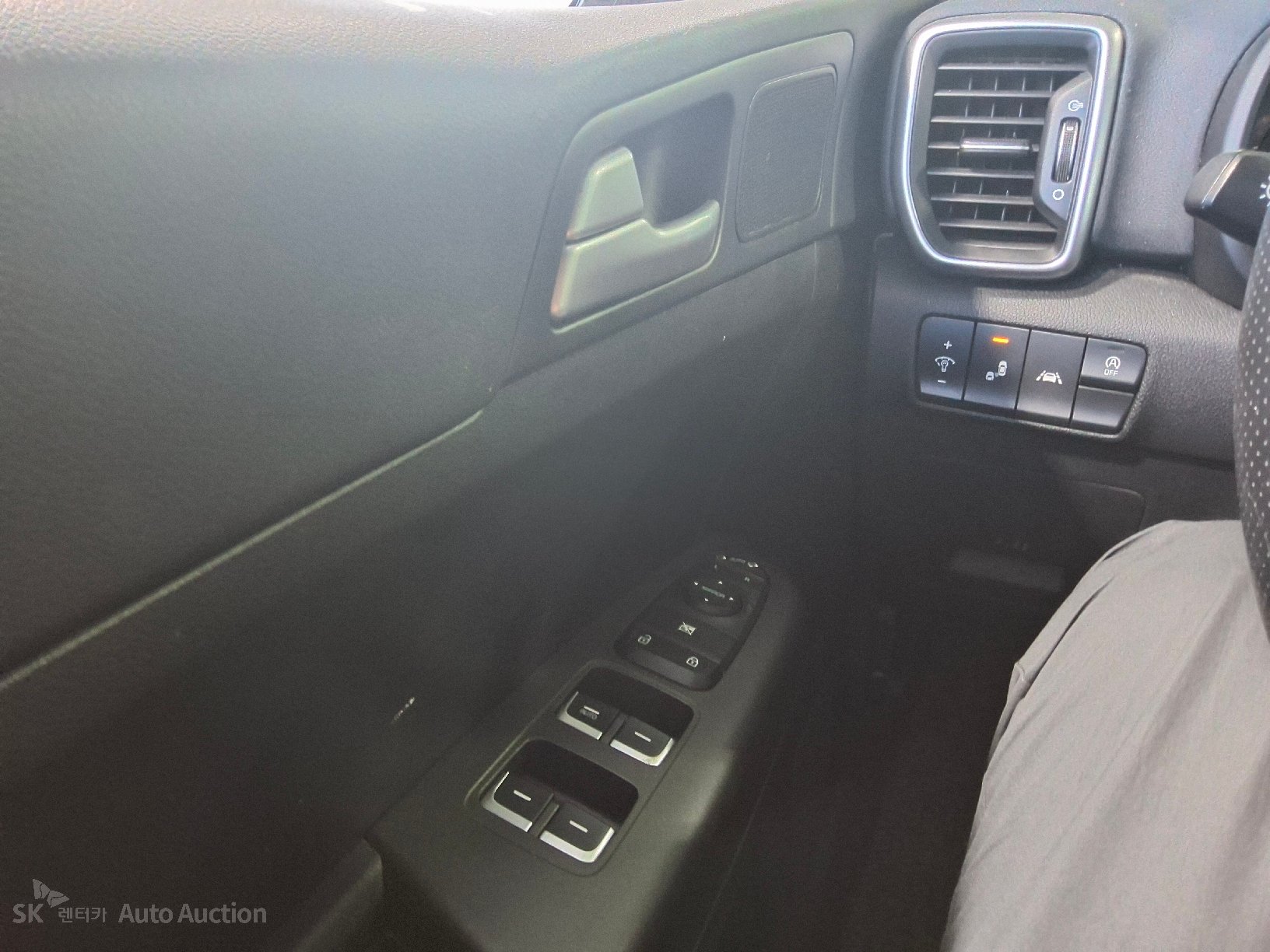 2022 - kia sportage
