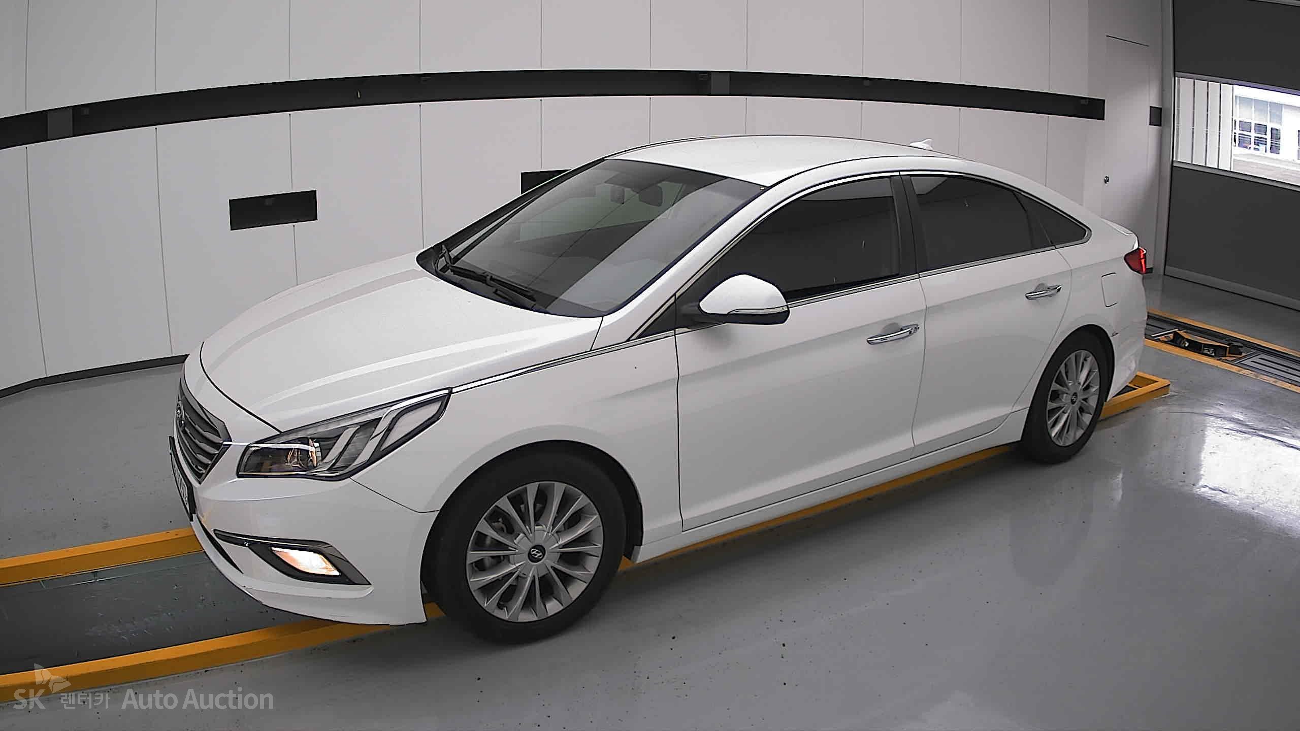 2017 - hyundai lf sonata