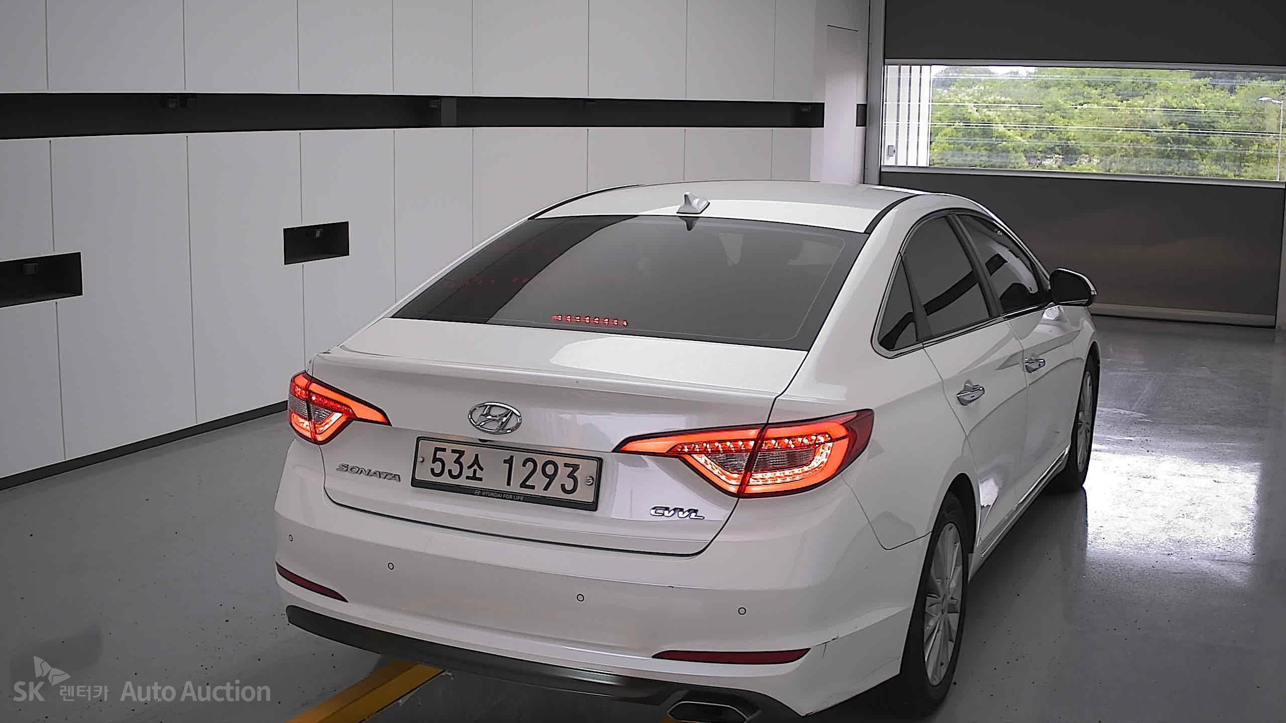 2017 - hyundai lf sonata