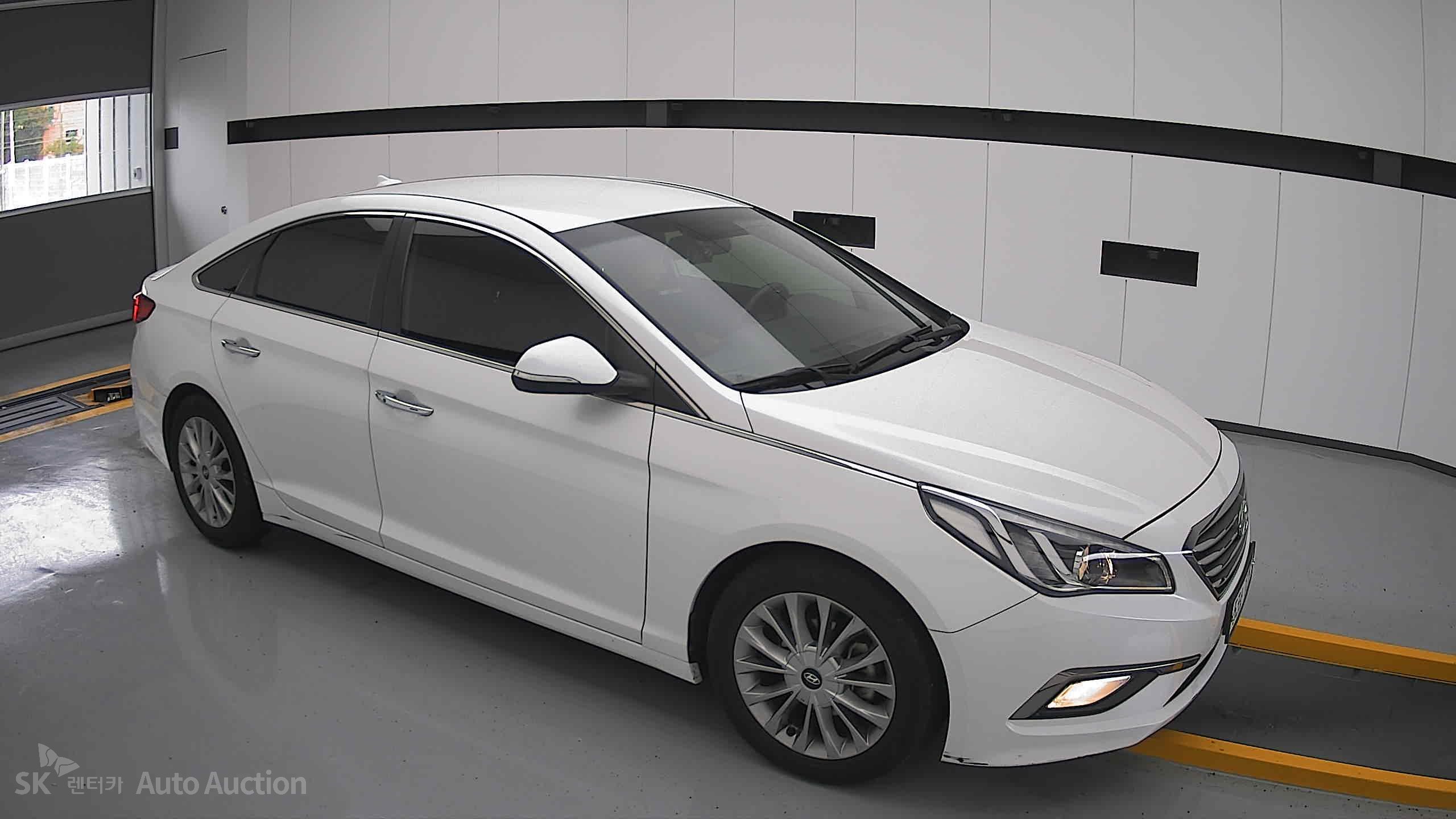 2017 - hyundai lf sonata