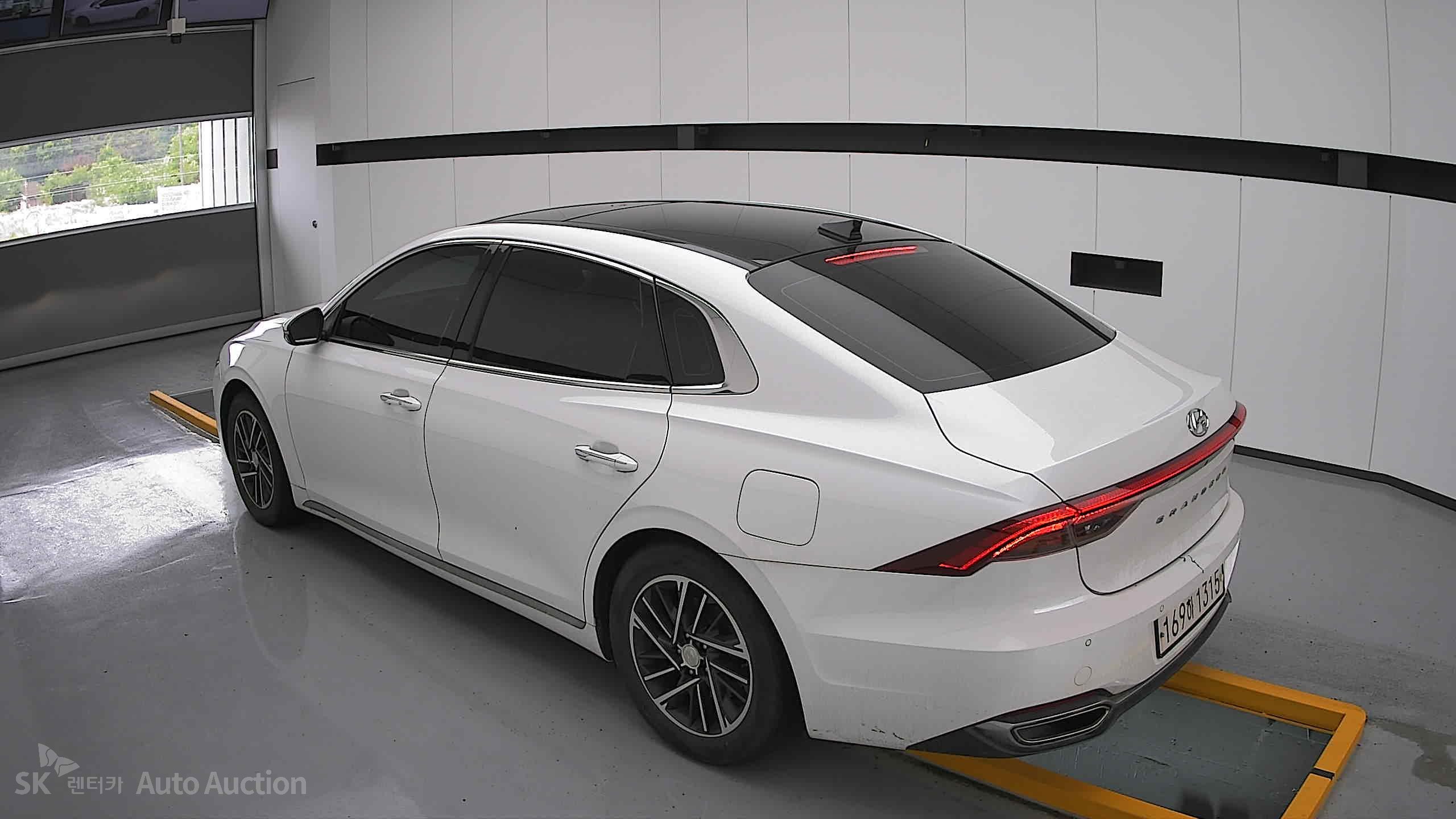 2022 - hyundai grandeur