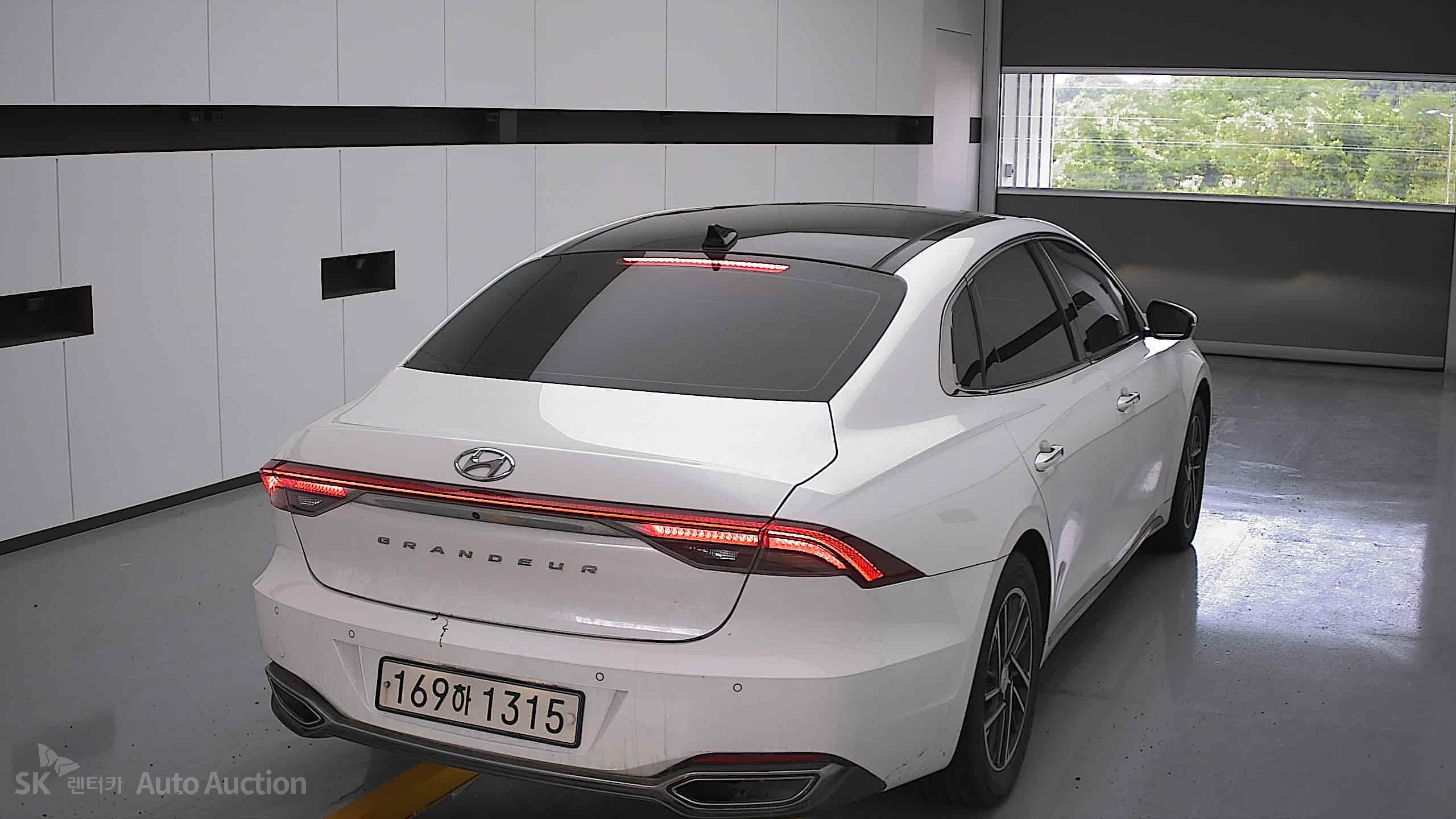2022 - hyundai grandeur