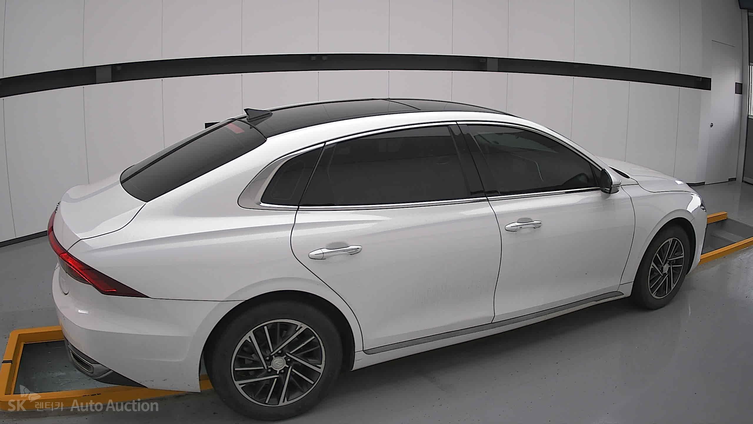 2022 - hyundai grandeur