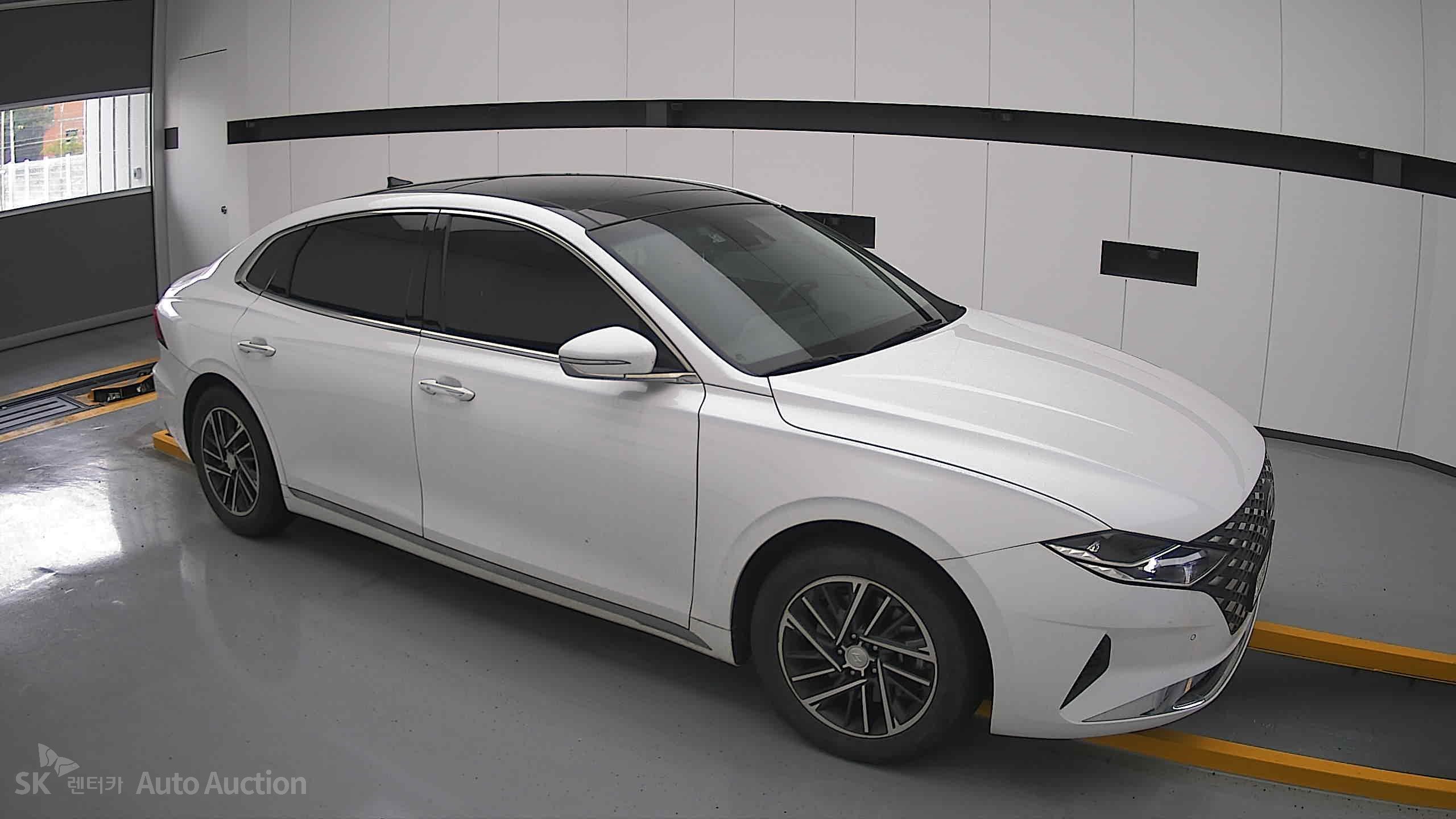 2022 - hyundai grandeur