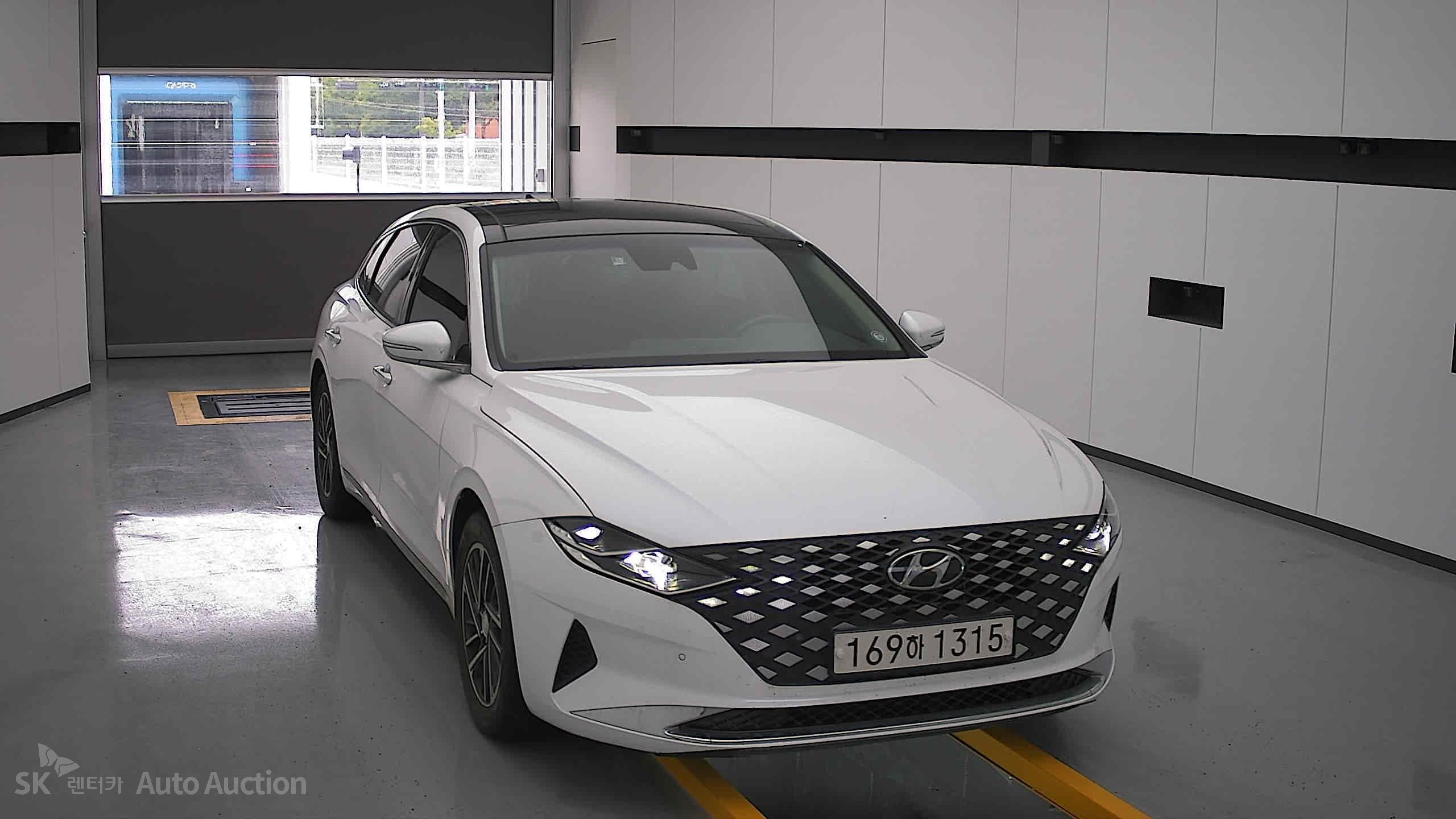 2022 - hyundai grandeur