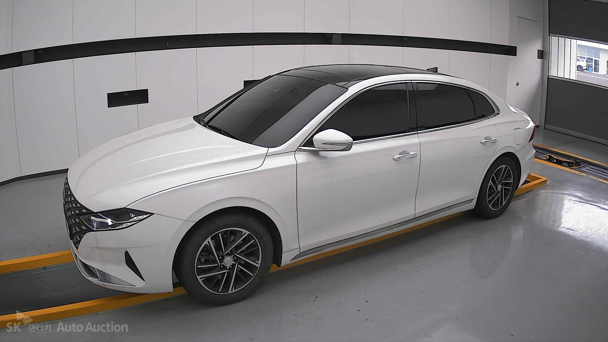 2022 - hyundai grandeur