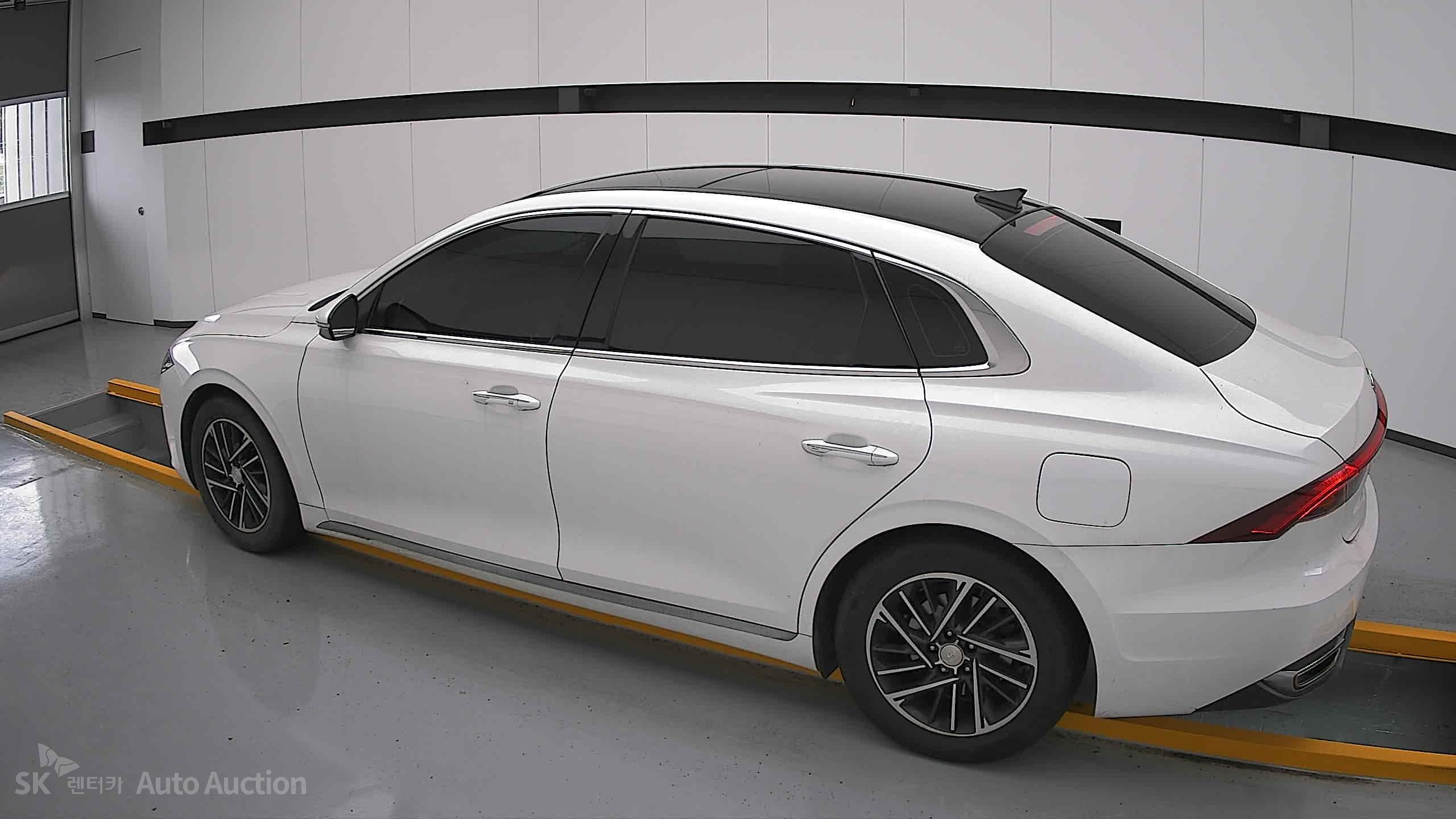 2022 - hyundai grandeur